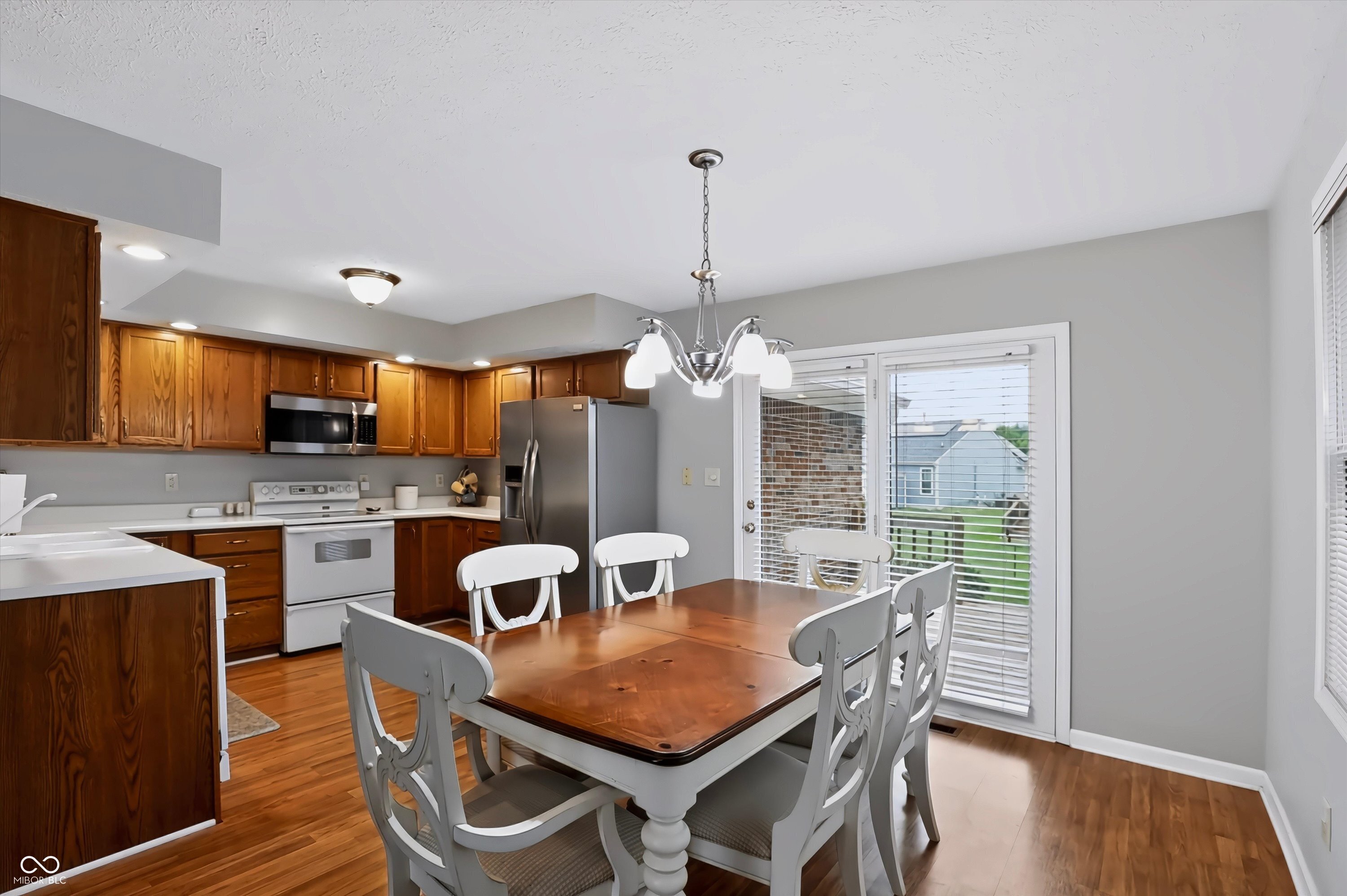 1102 Sarah Court