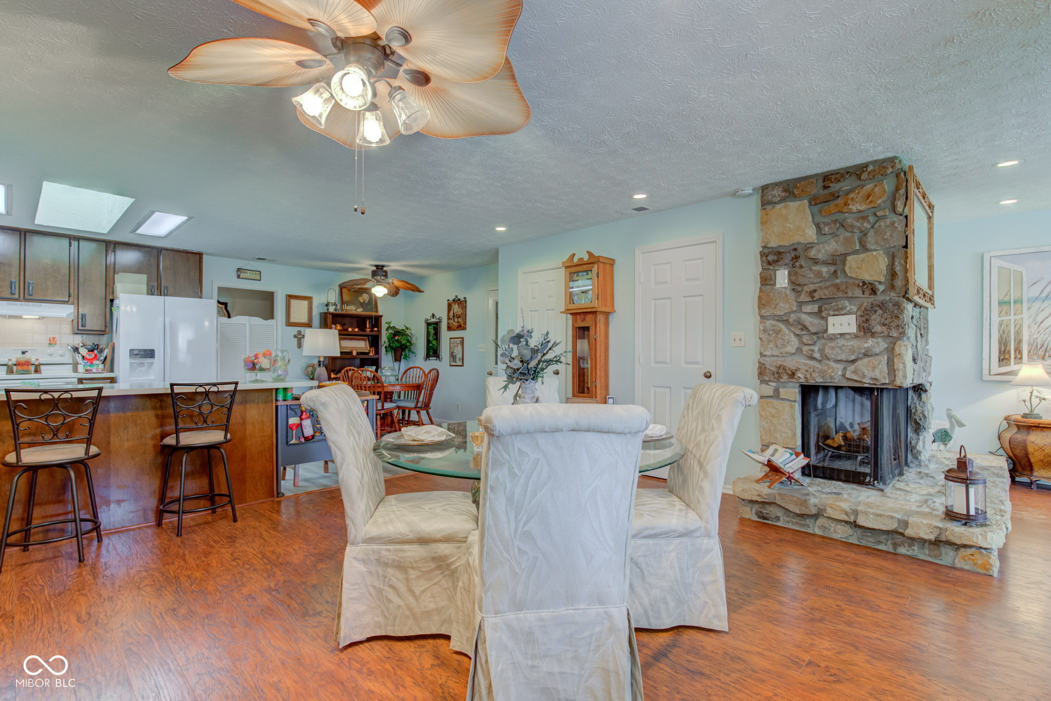 1111 Paradise Court