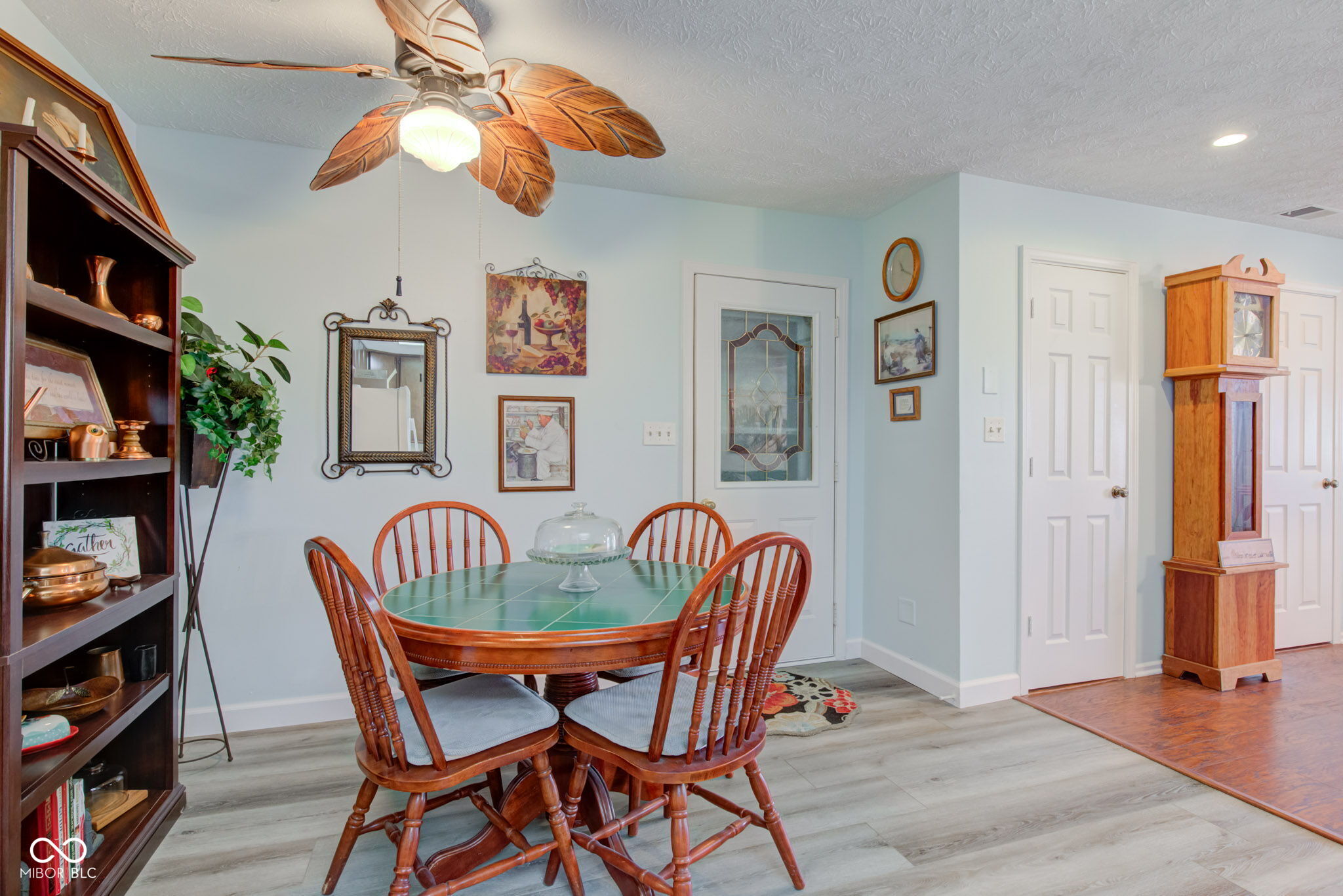 1111 Paradise Court