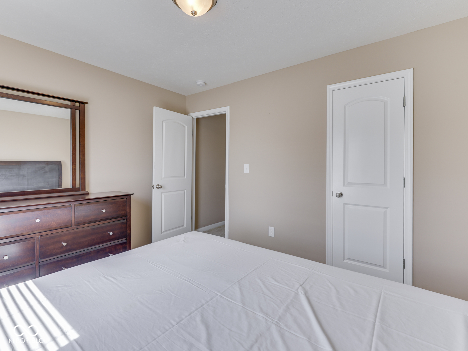 2899 W Sampler Lane