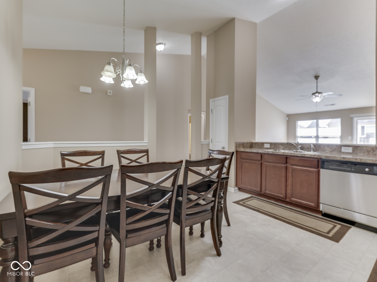 2899 W Sampler Lane