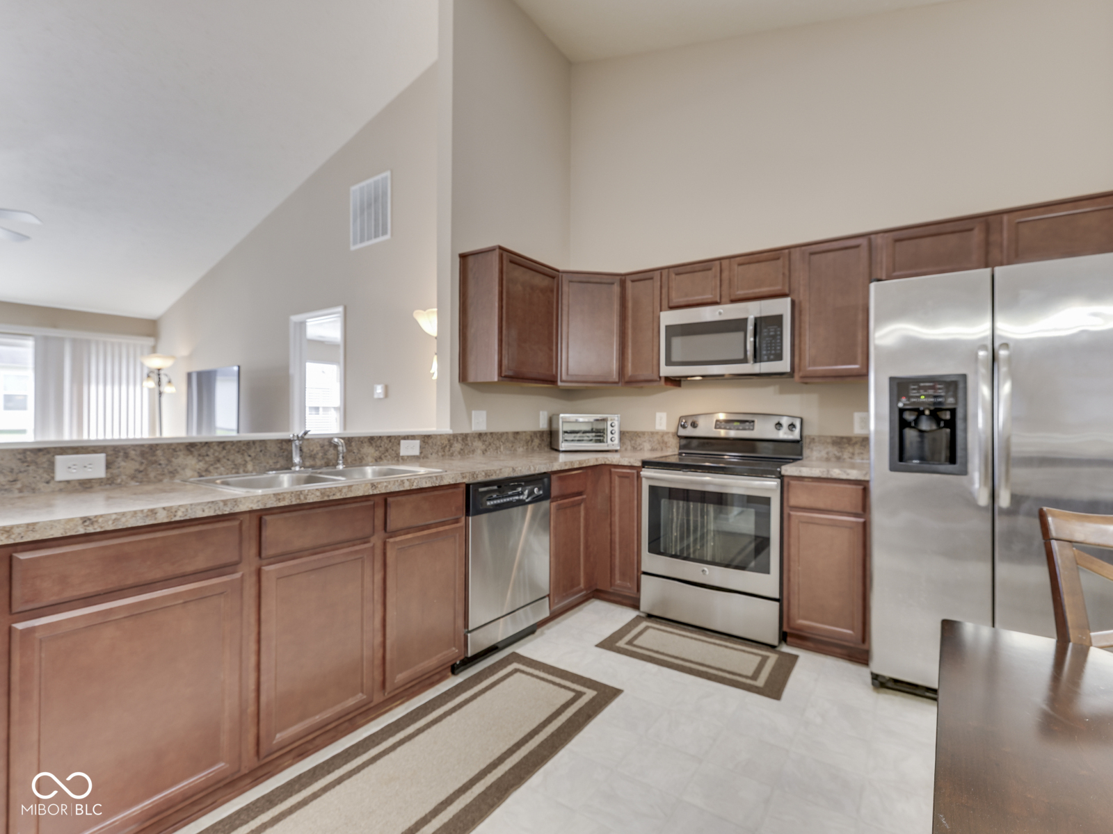 2899 W Sampler Lane