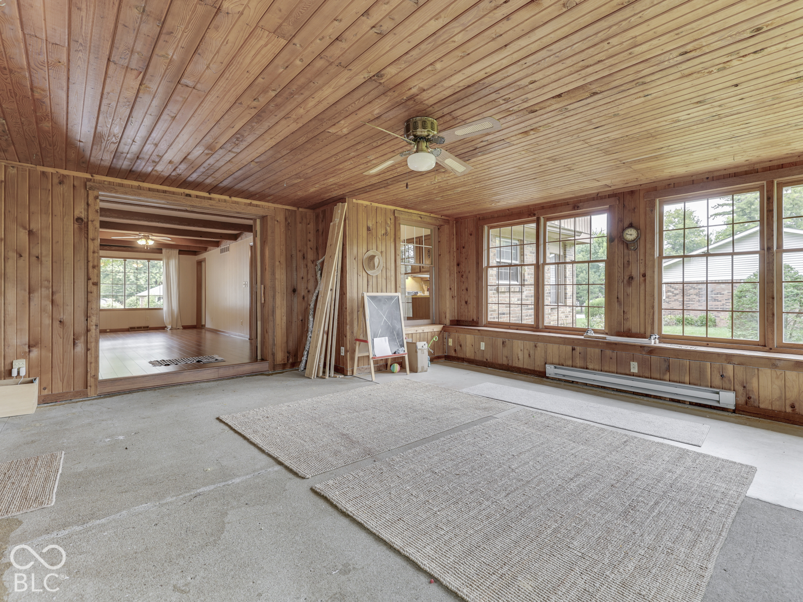 594 Watterson Court