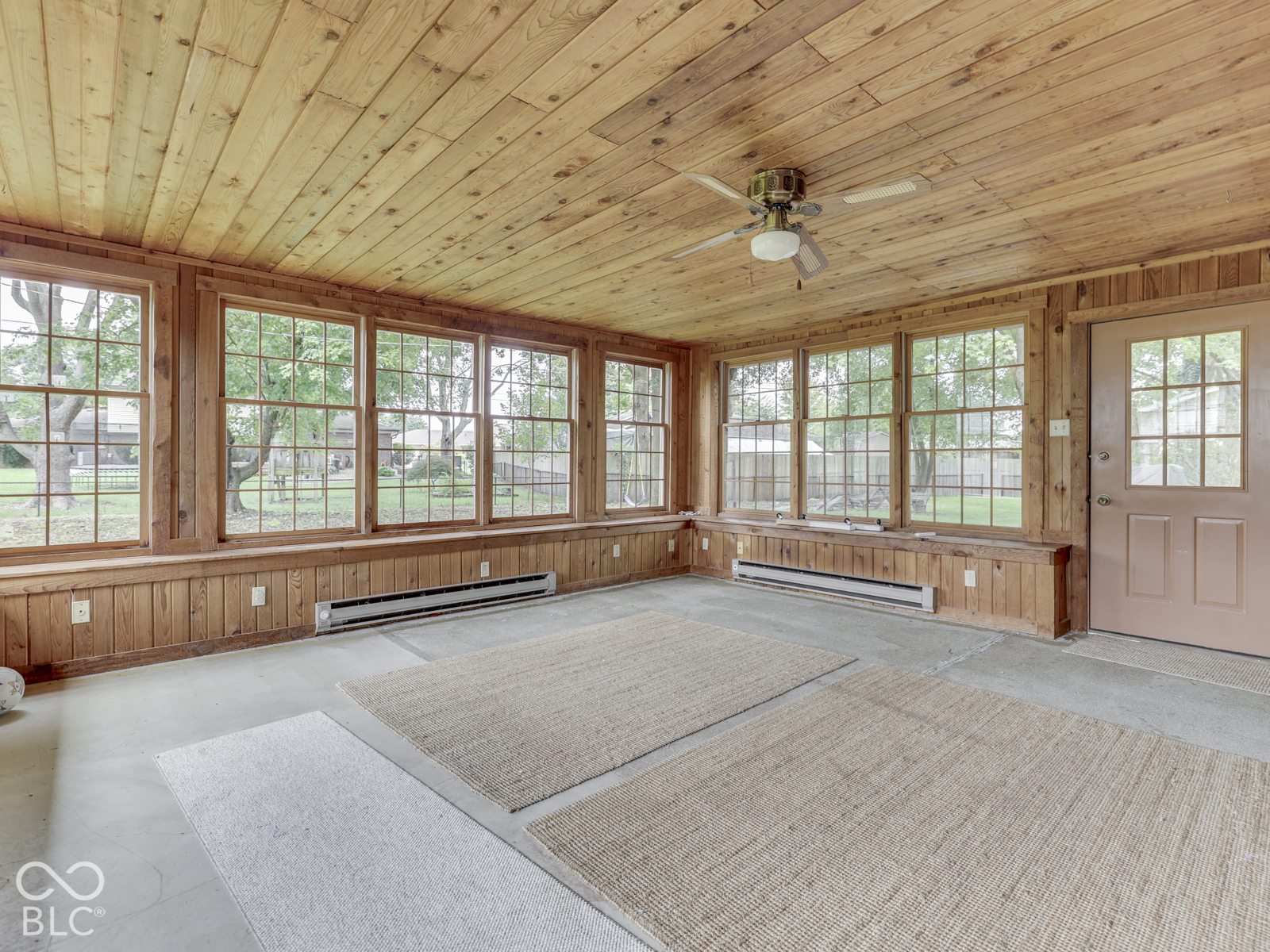 594 Watterson Court