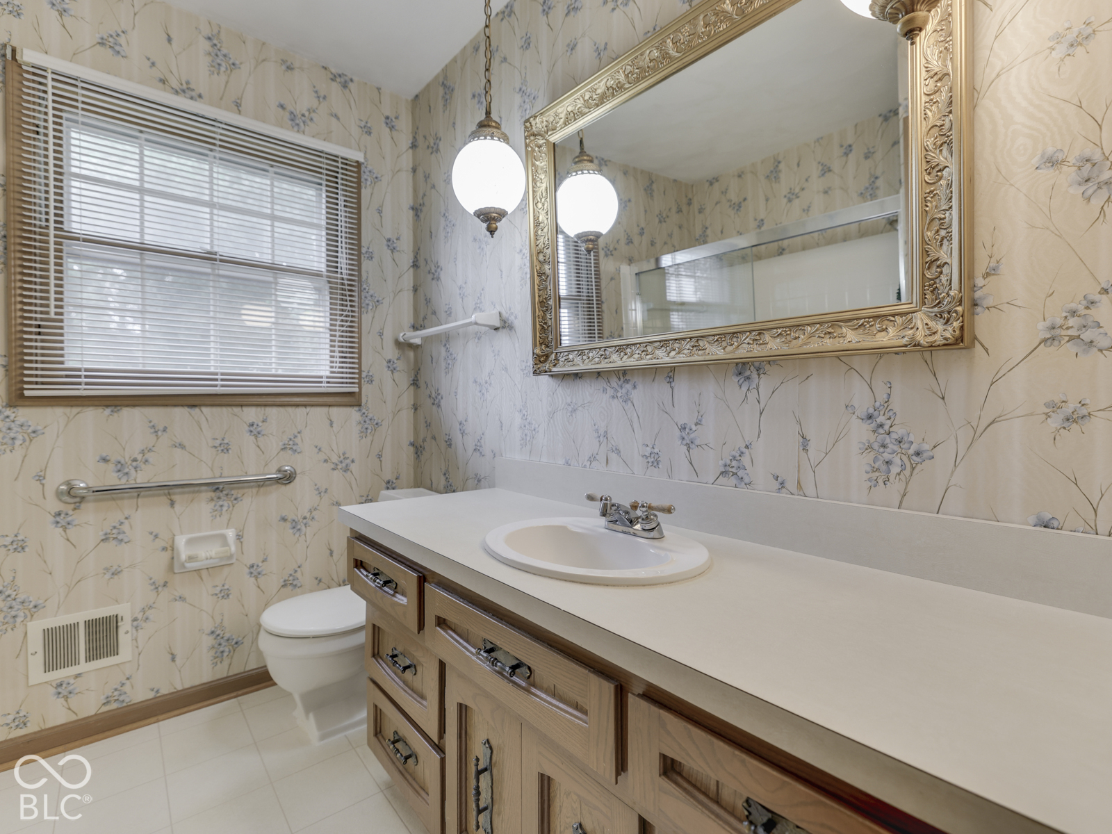 594 Watterson Court