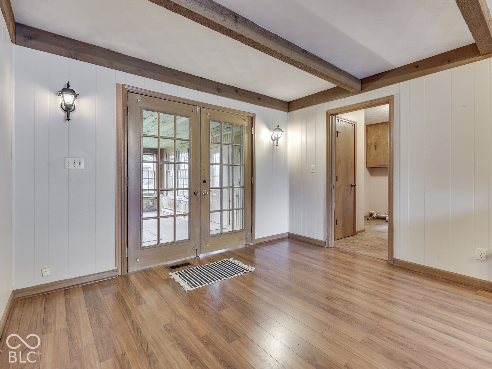 594 Watterson Court