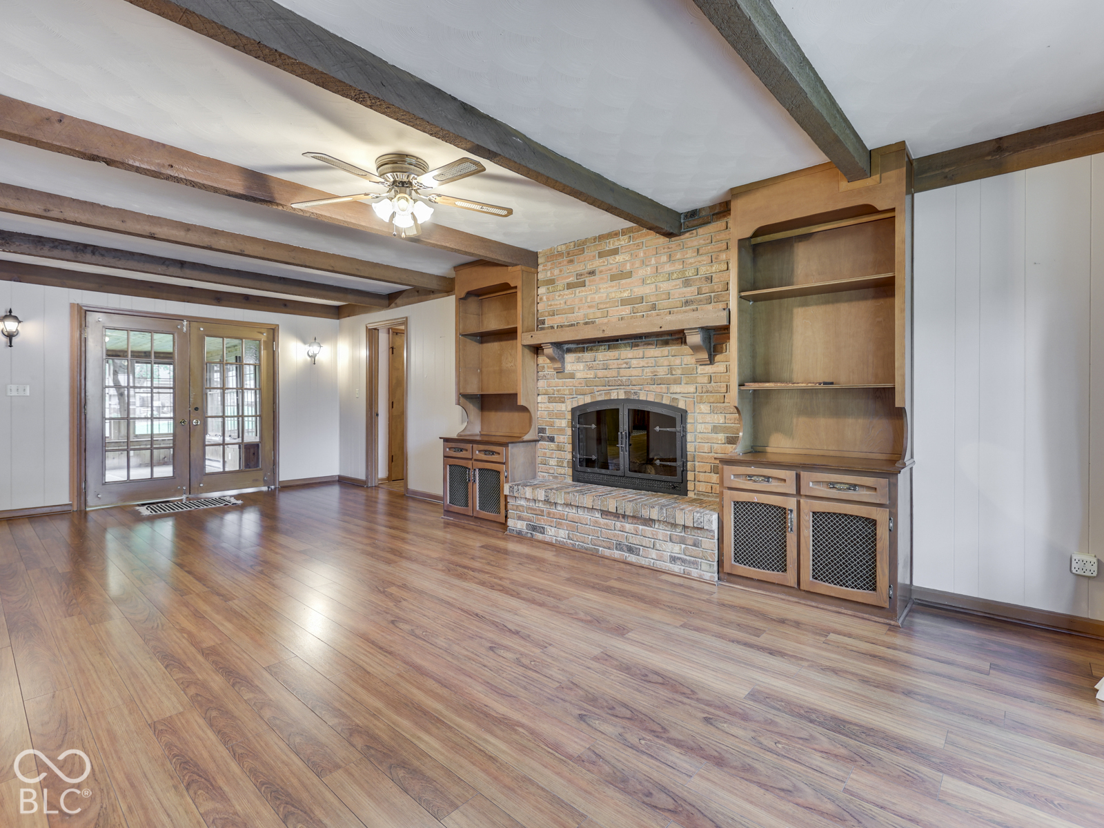 594 Watterson Court