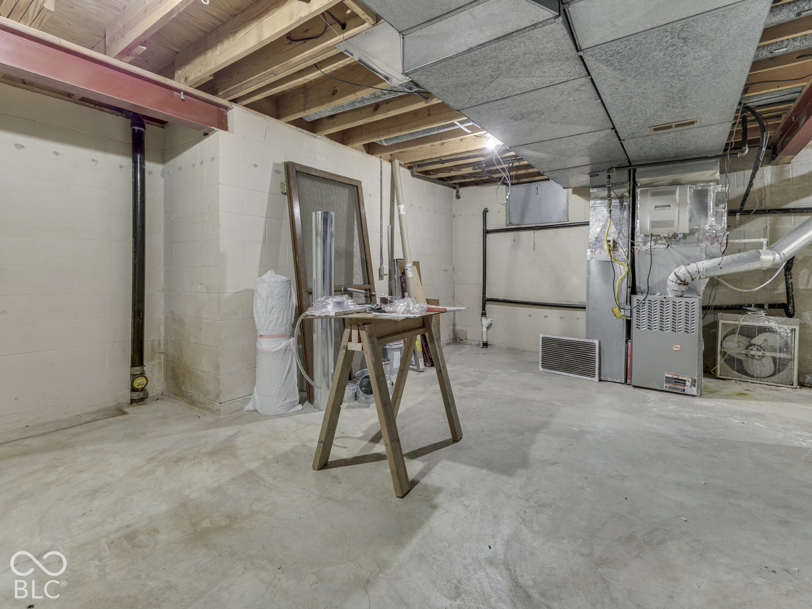 594 Watterson Court