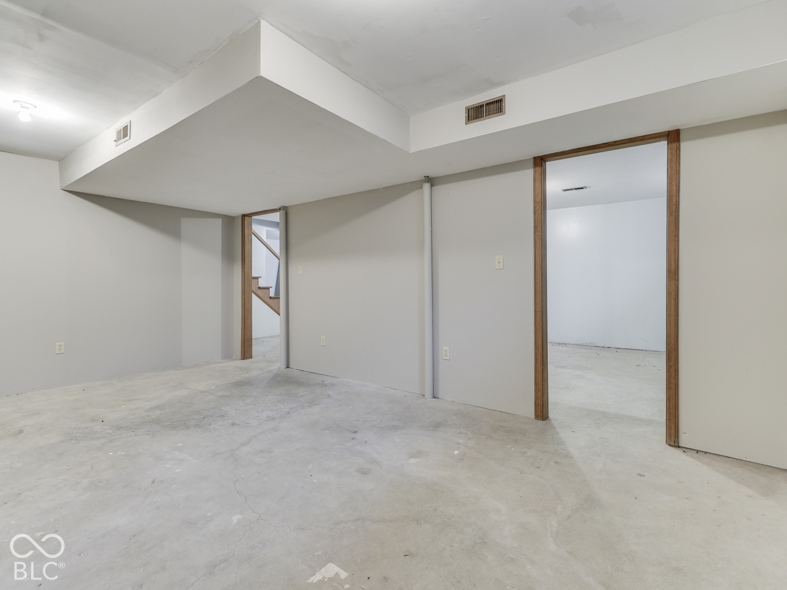 594 Watterson Court