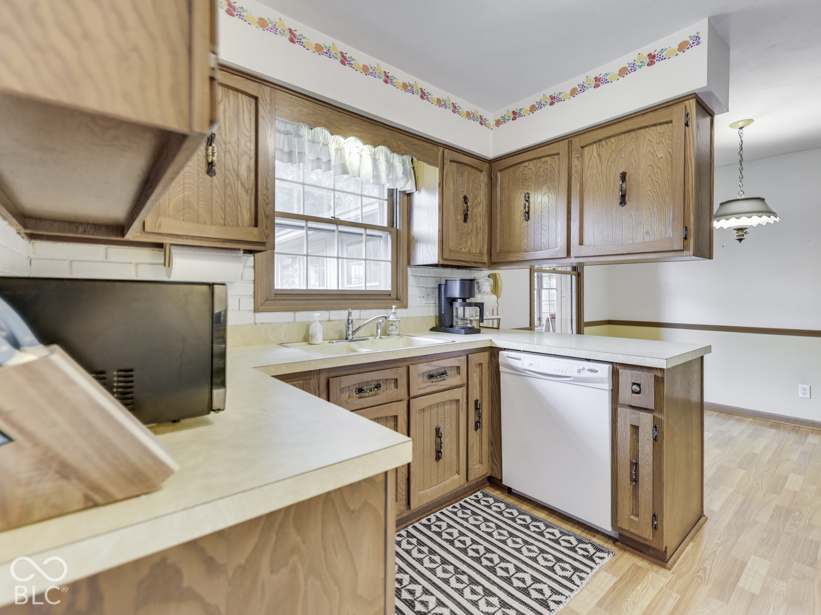 594 Watterson Court