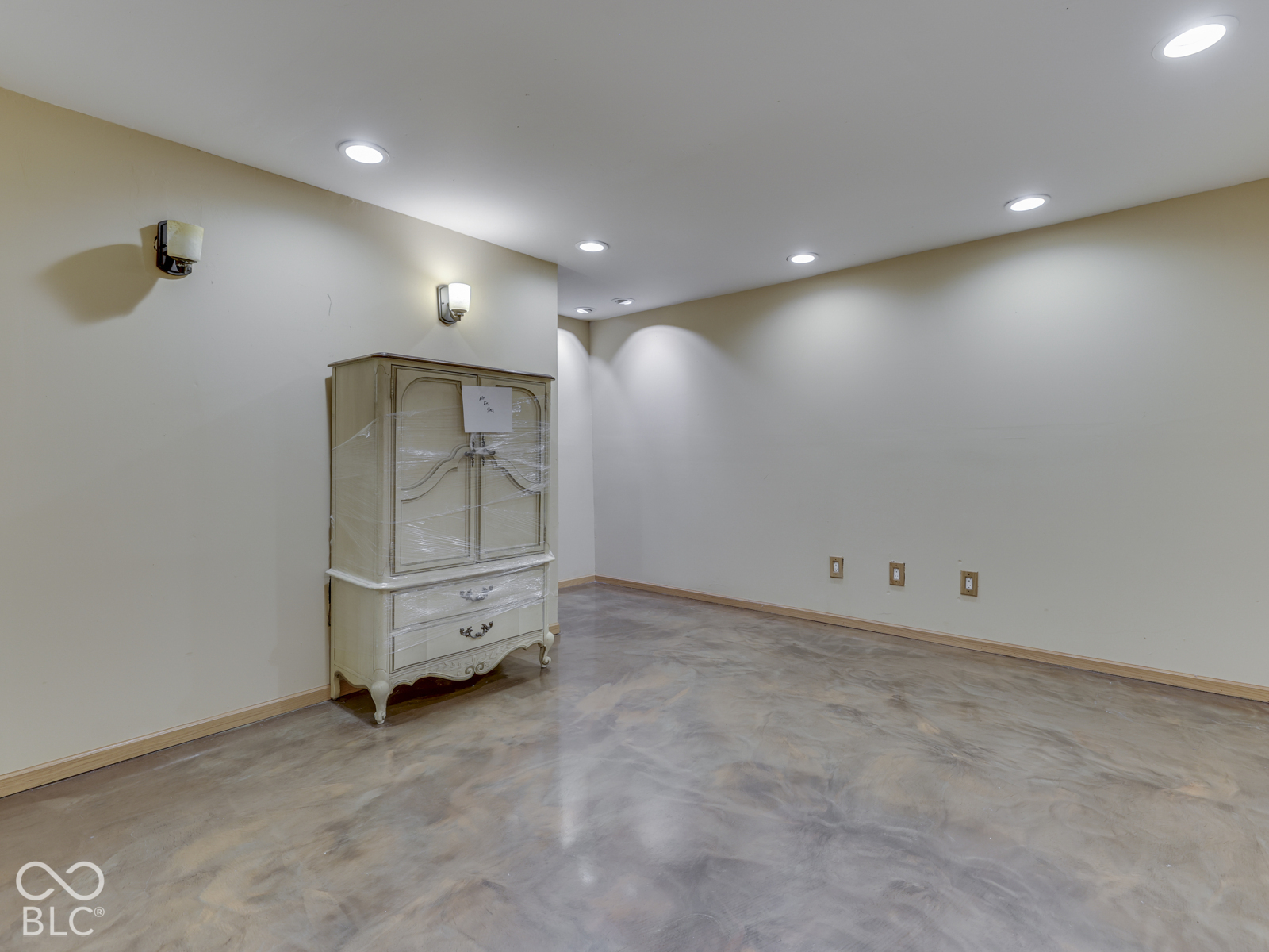 973 Thornwood Drive