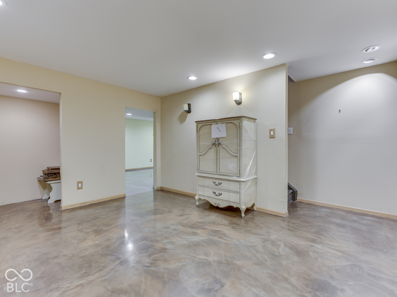 973 Thornwood Drive