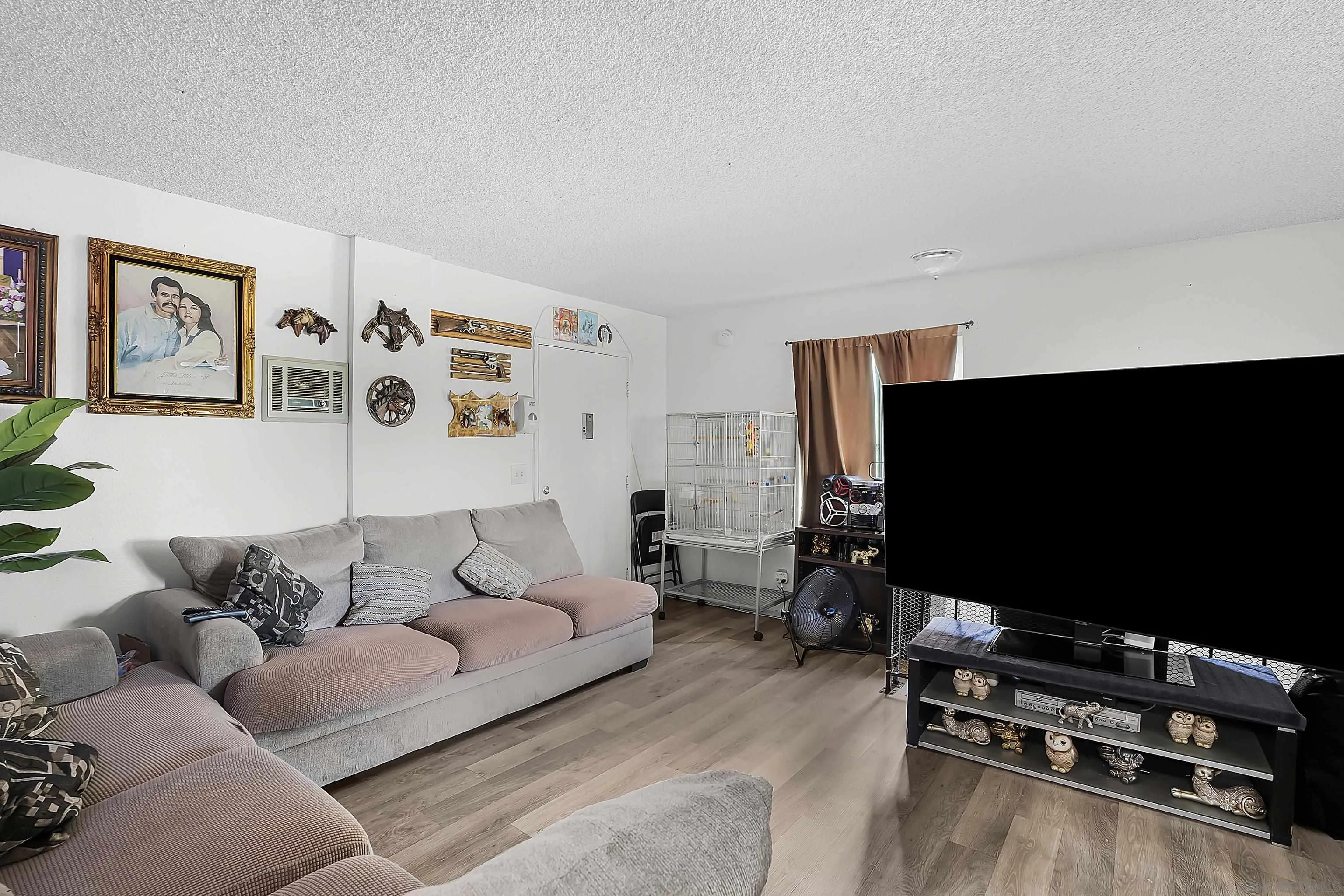 4153 42nd St