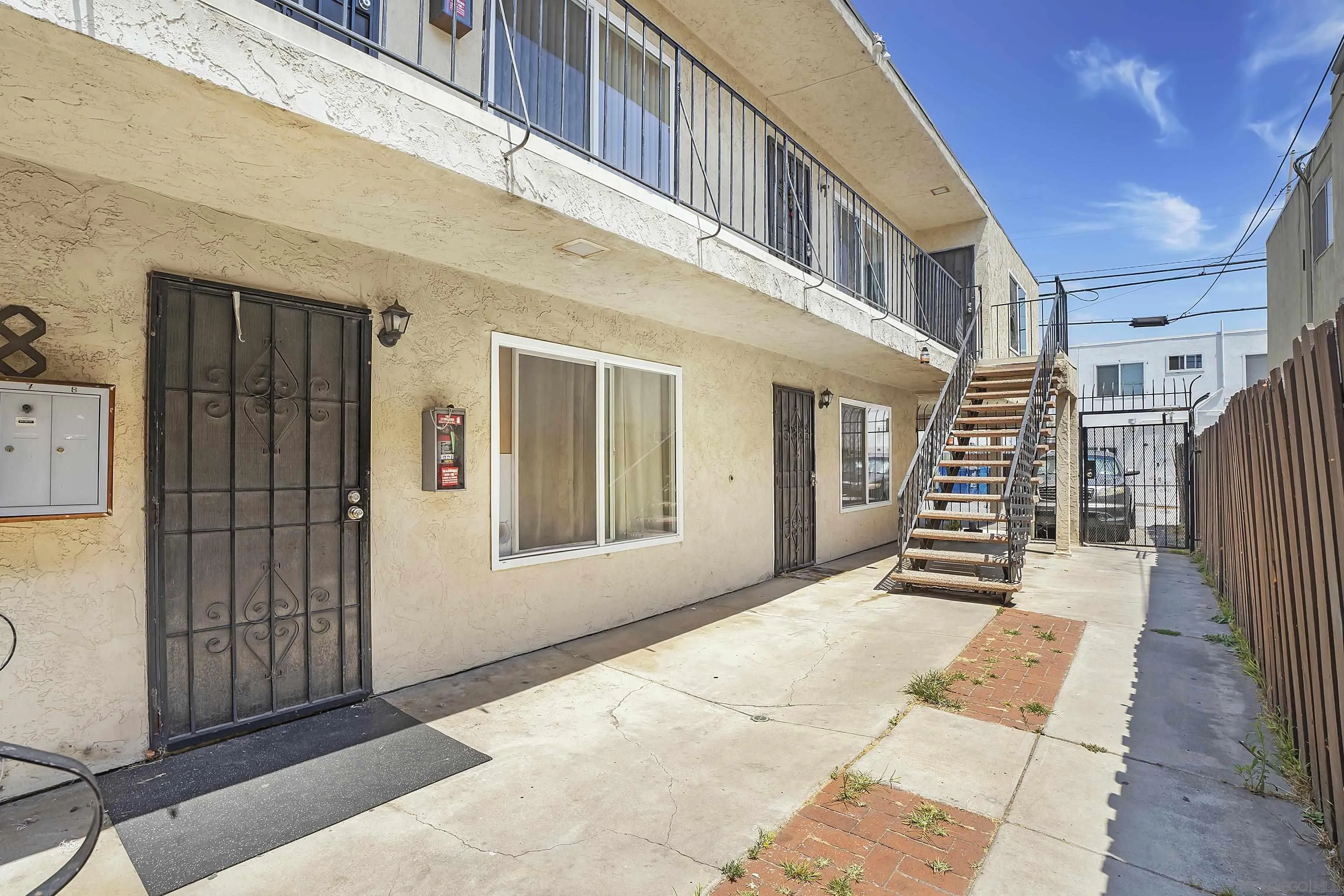 4153 42nd St