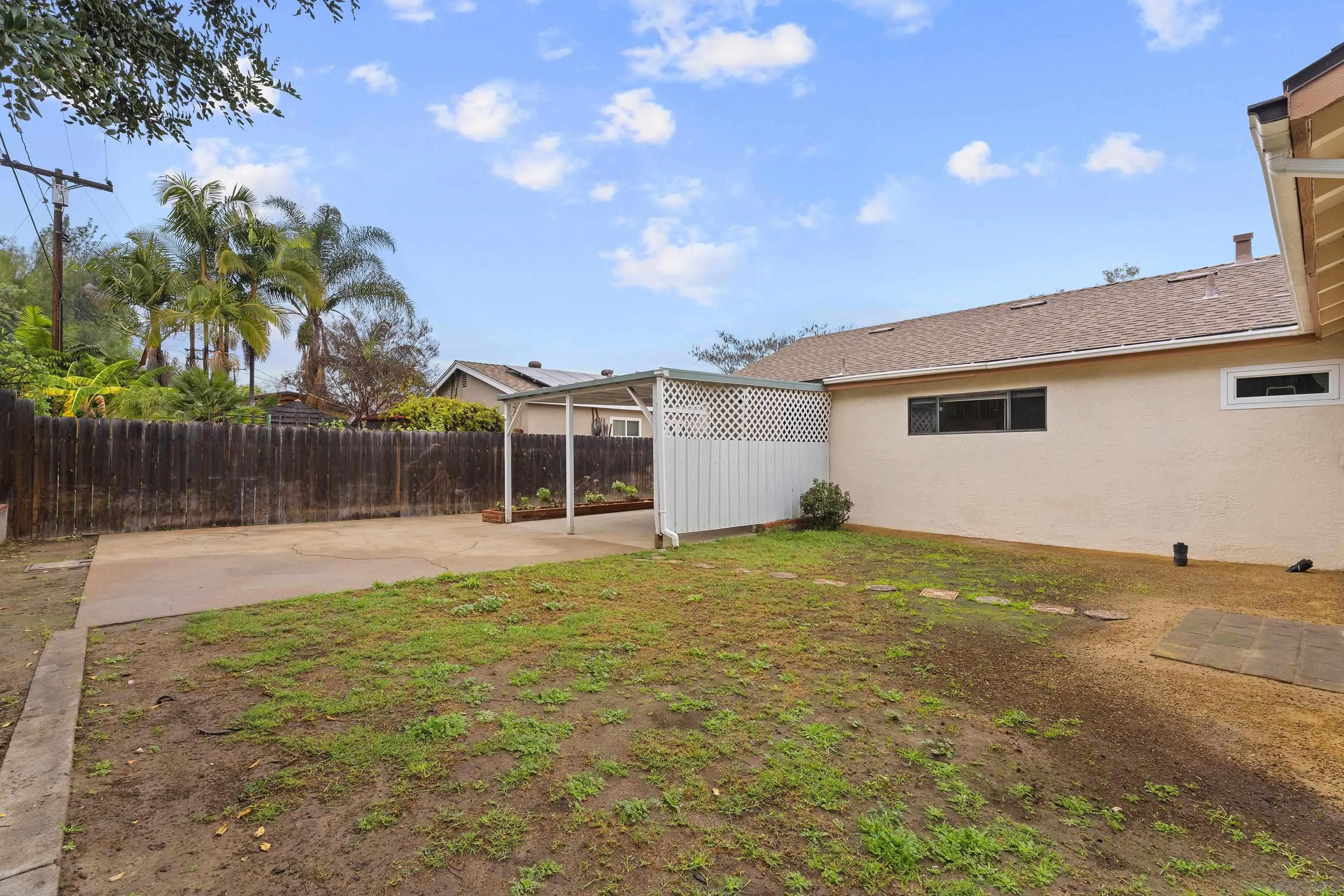 5914 Dugan Ave