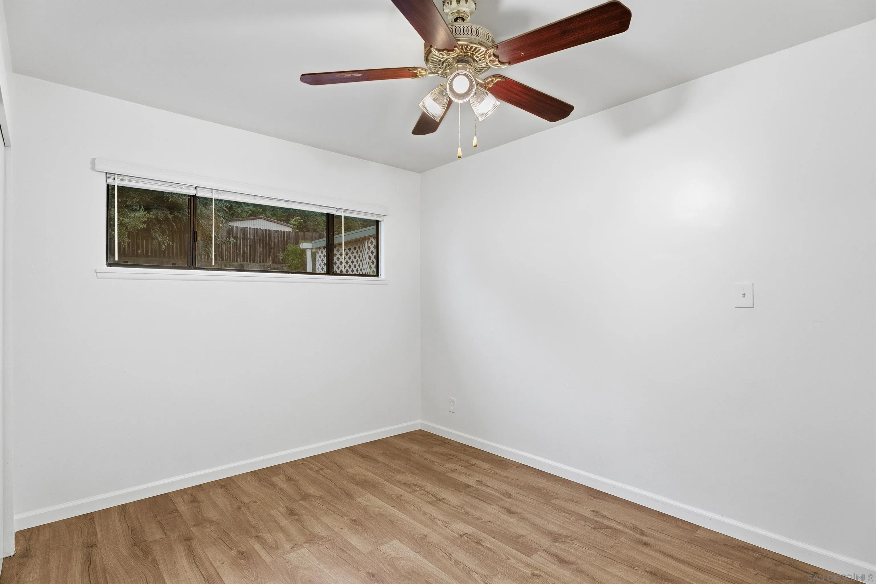 5914 Dugan Ave