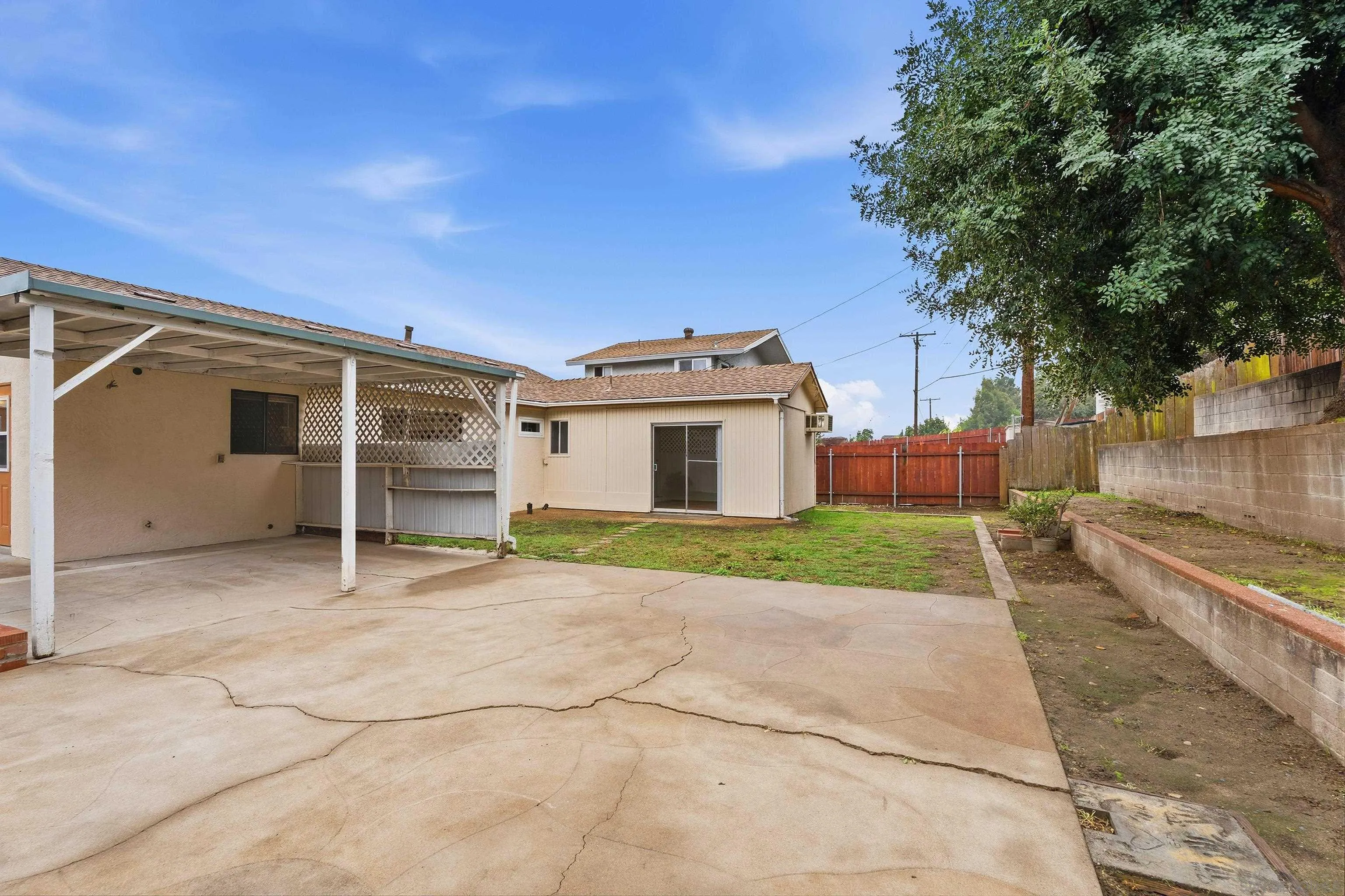 5914 Dugan Ave