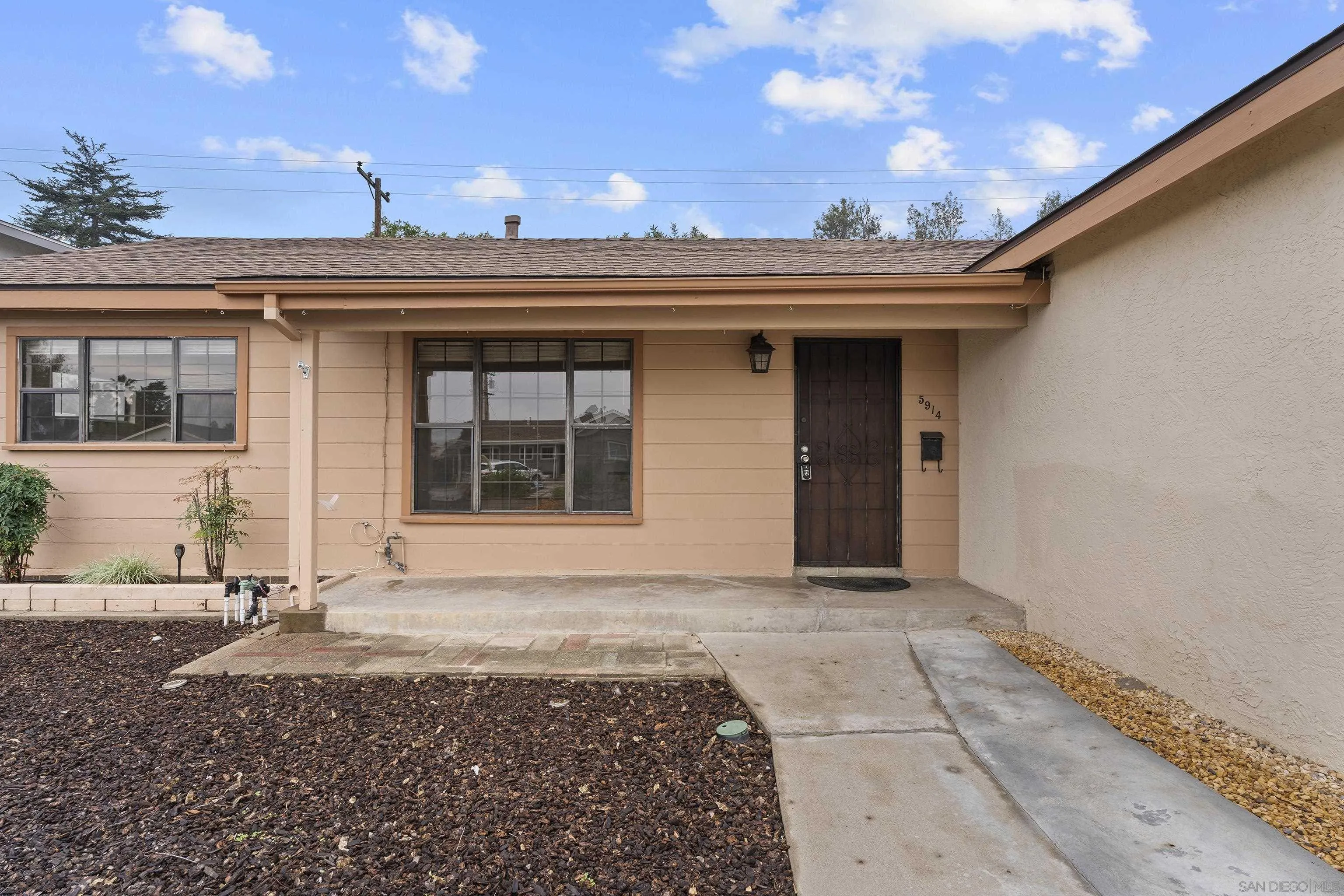 5914 Dugan Ave