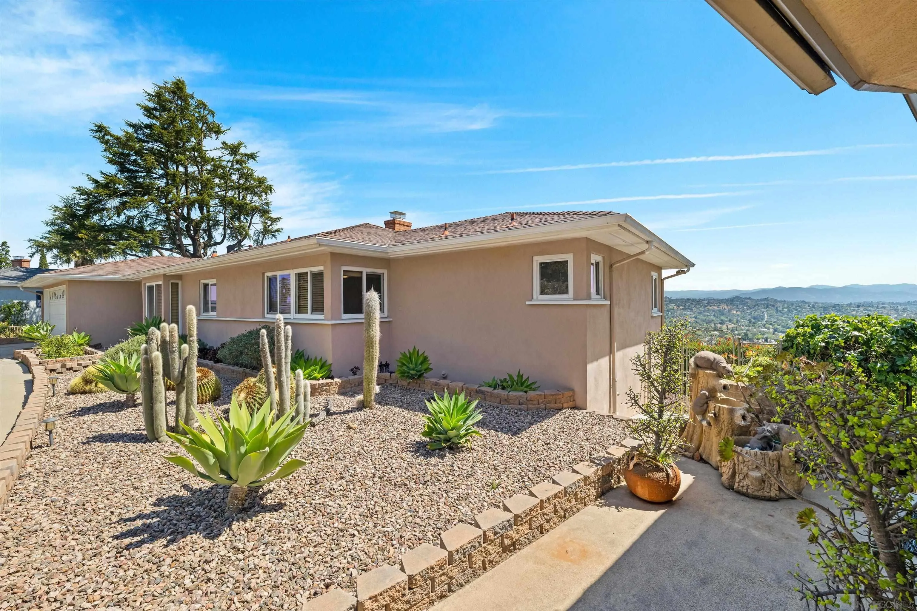 4258 Summit Dr
