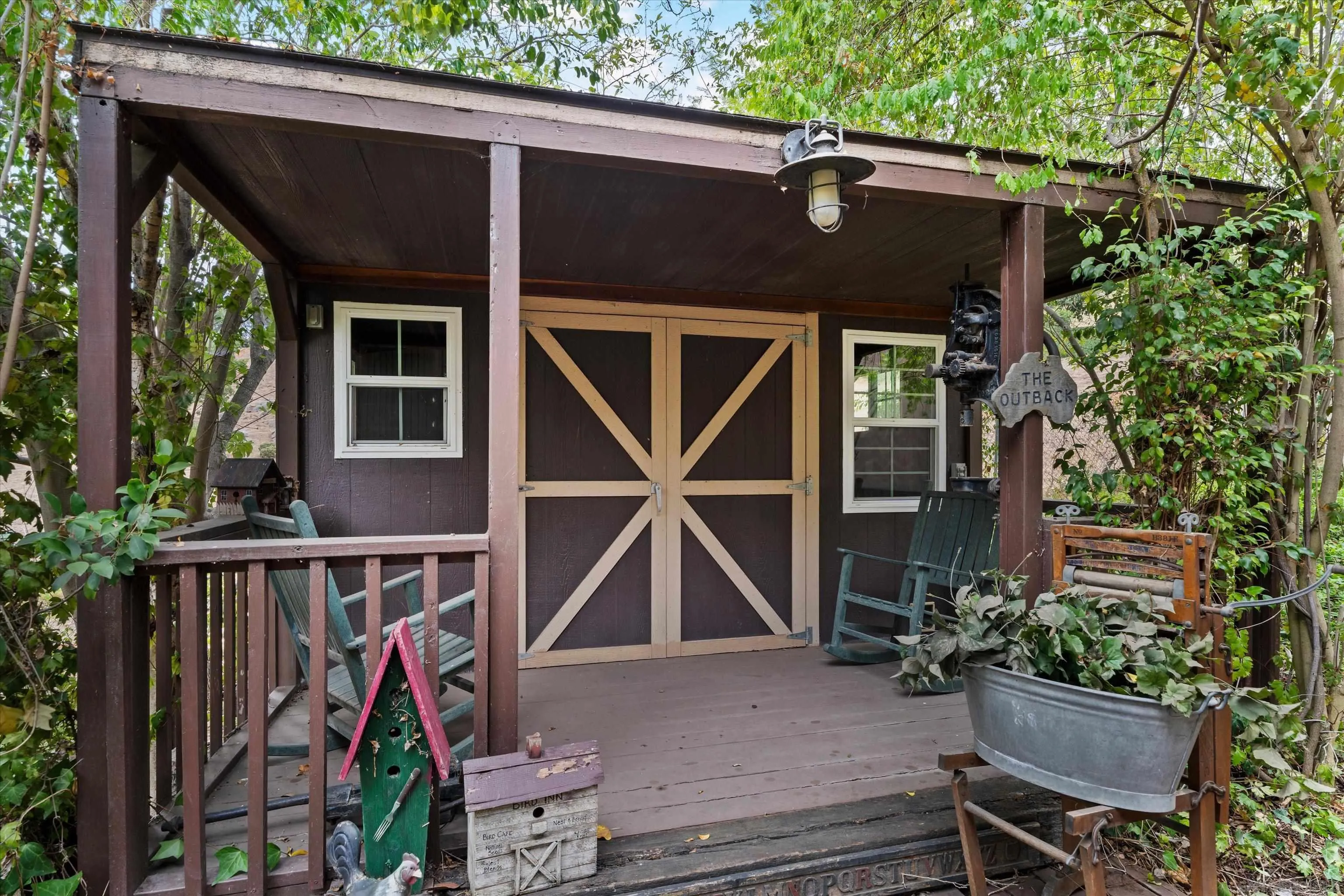 869 Van Horn Rd