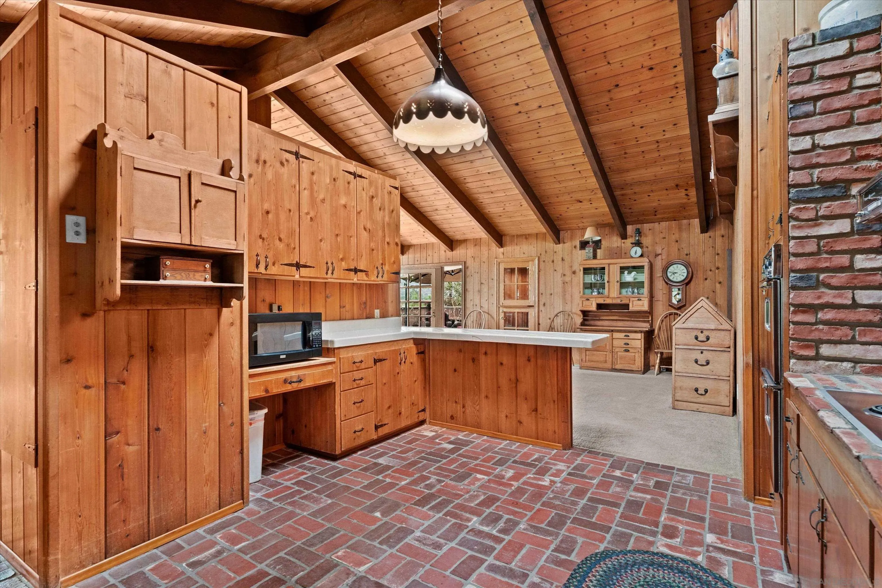 869 Van Horn Rd