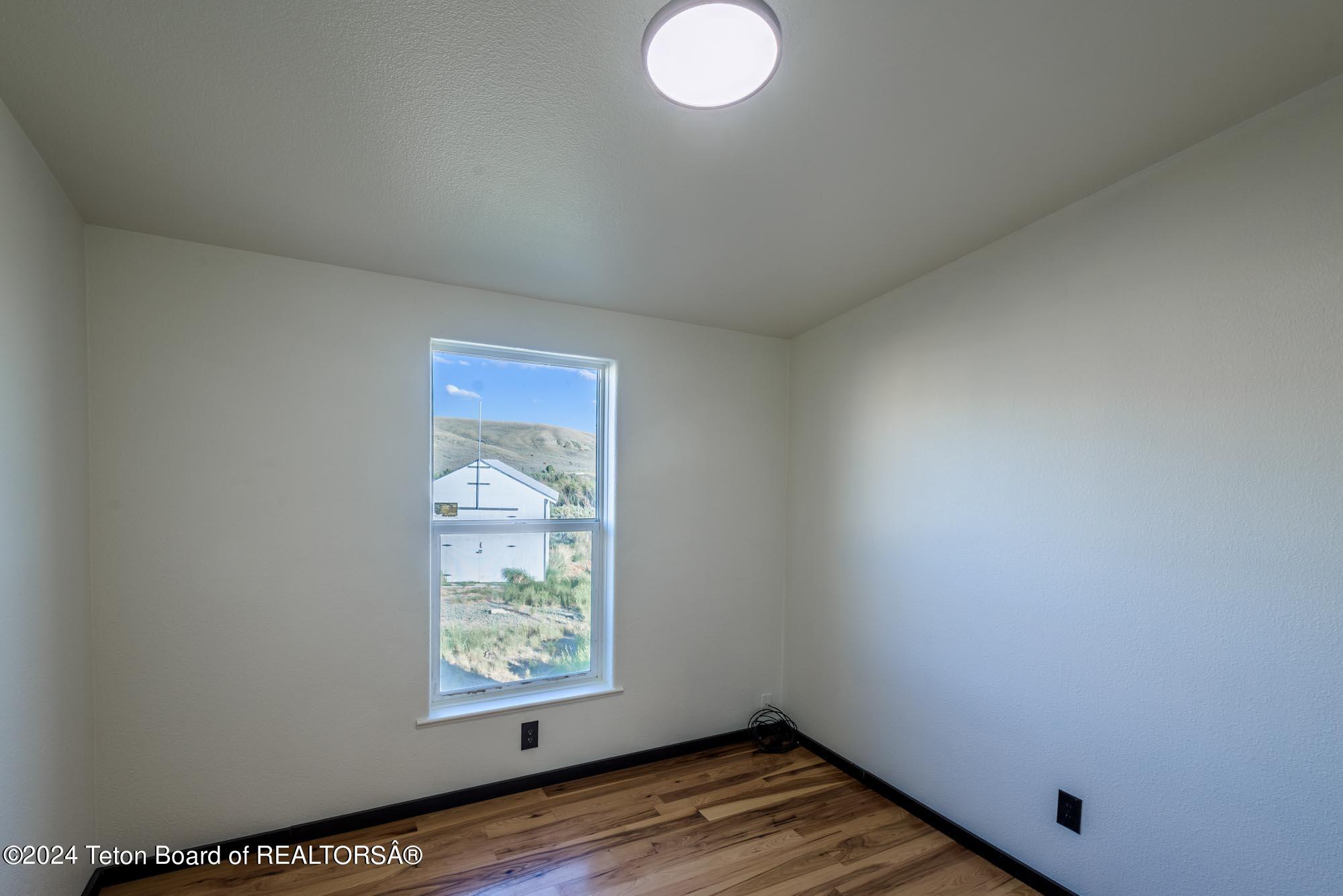 172 MEADOW LARK Lane