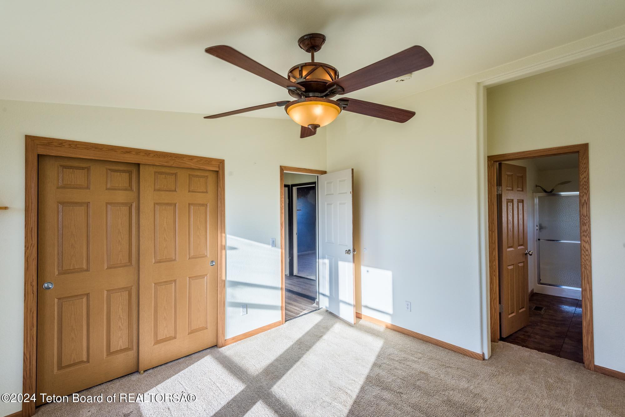 172 MEADOW LARK Lane