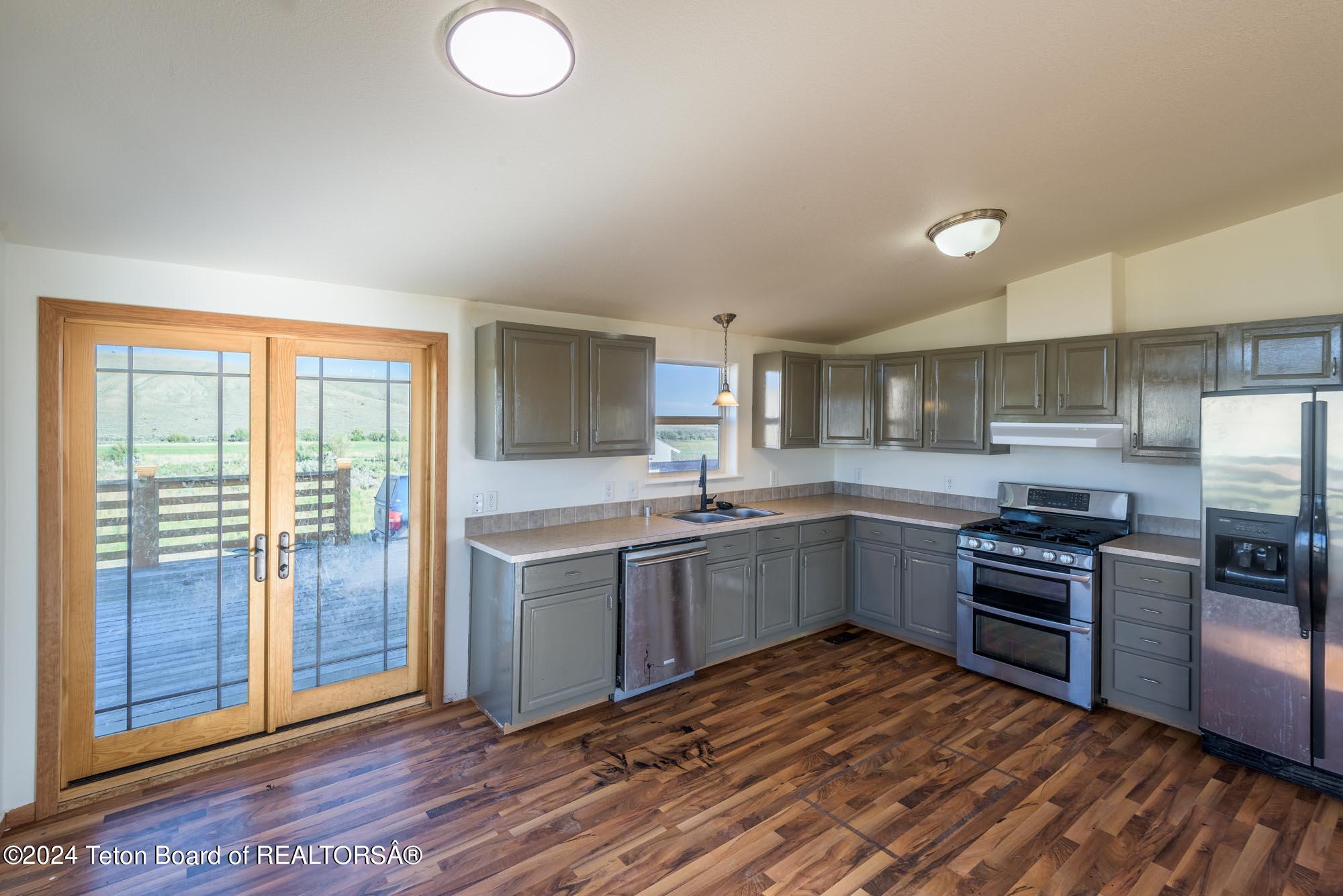 172 MEADOW LARK Lane