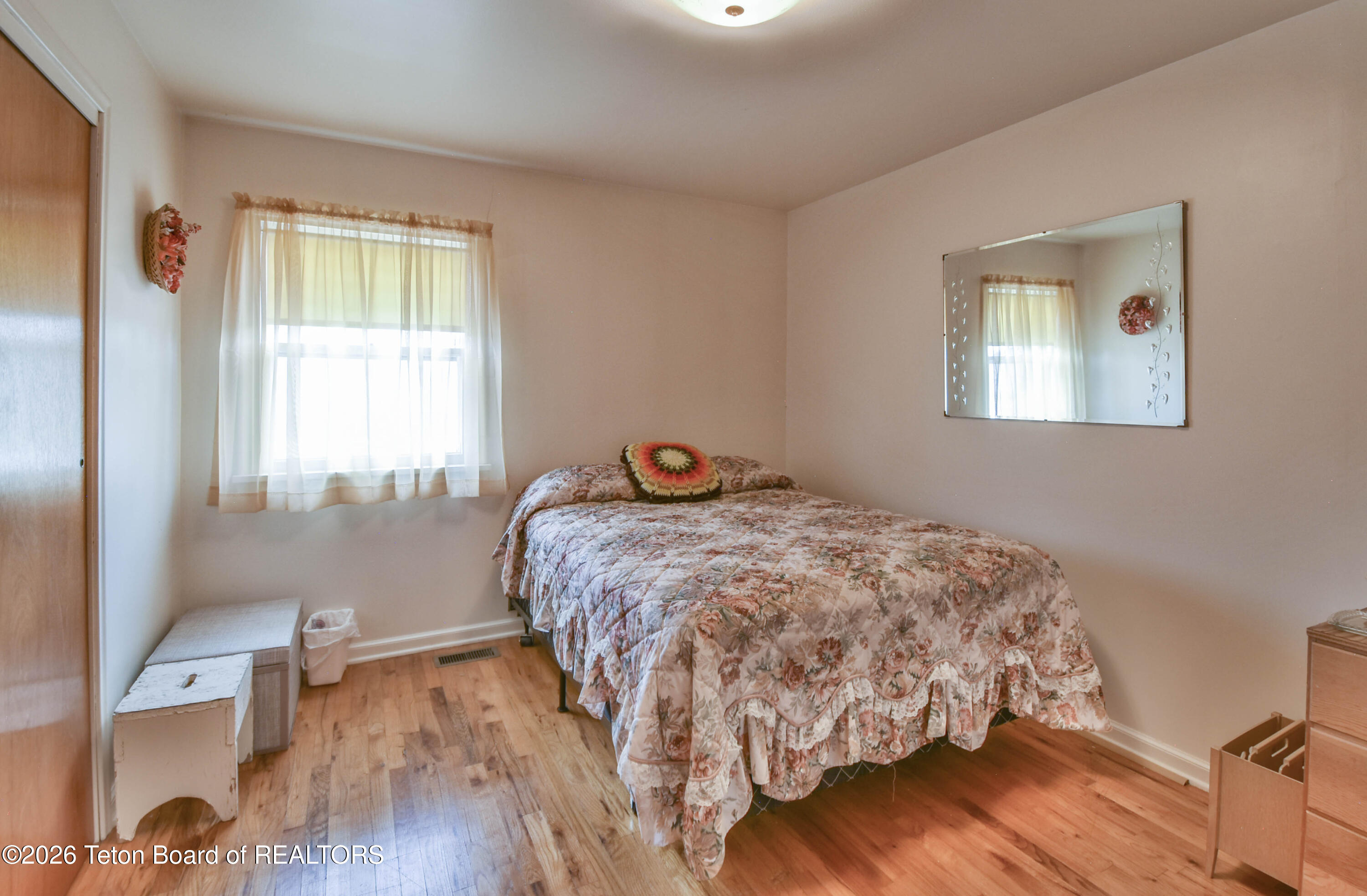 382 N MAYBELL Avenue