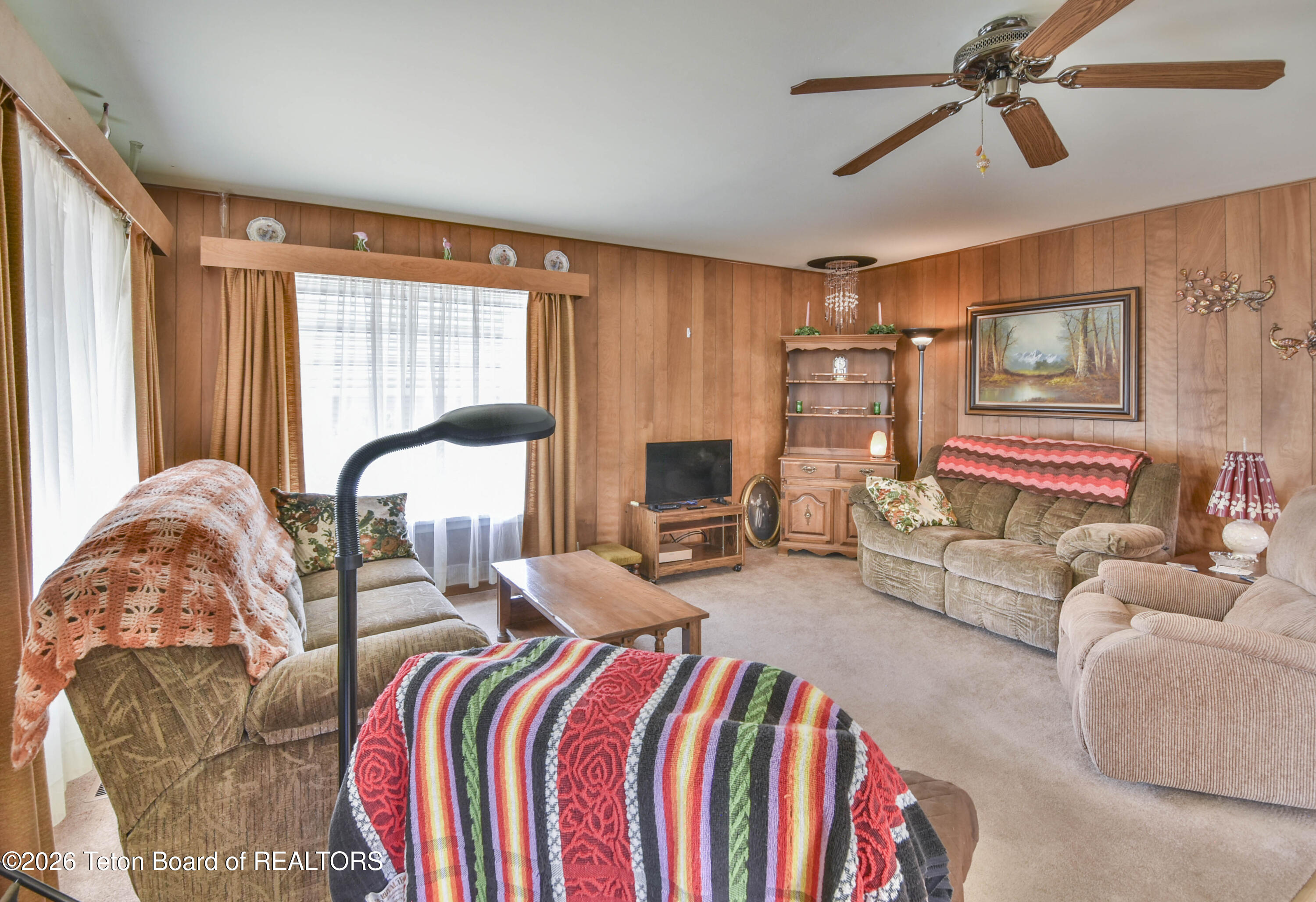 382 N MAYBELL Avenue