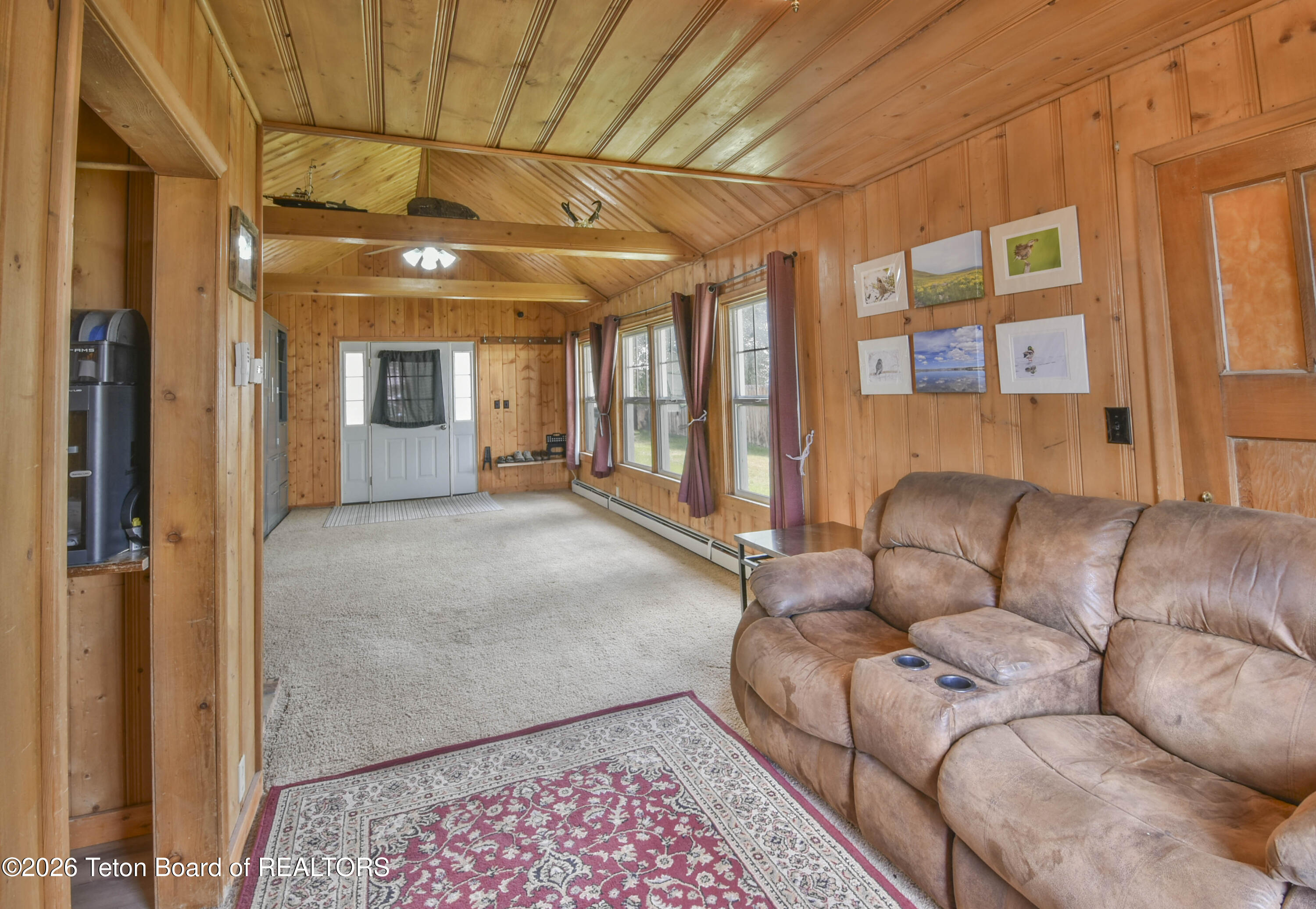 855 PINEY Drive