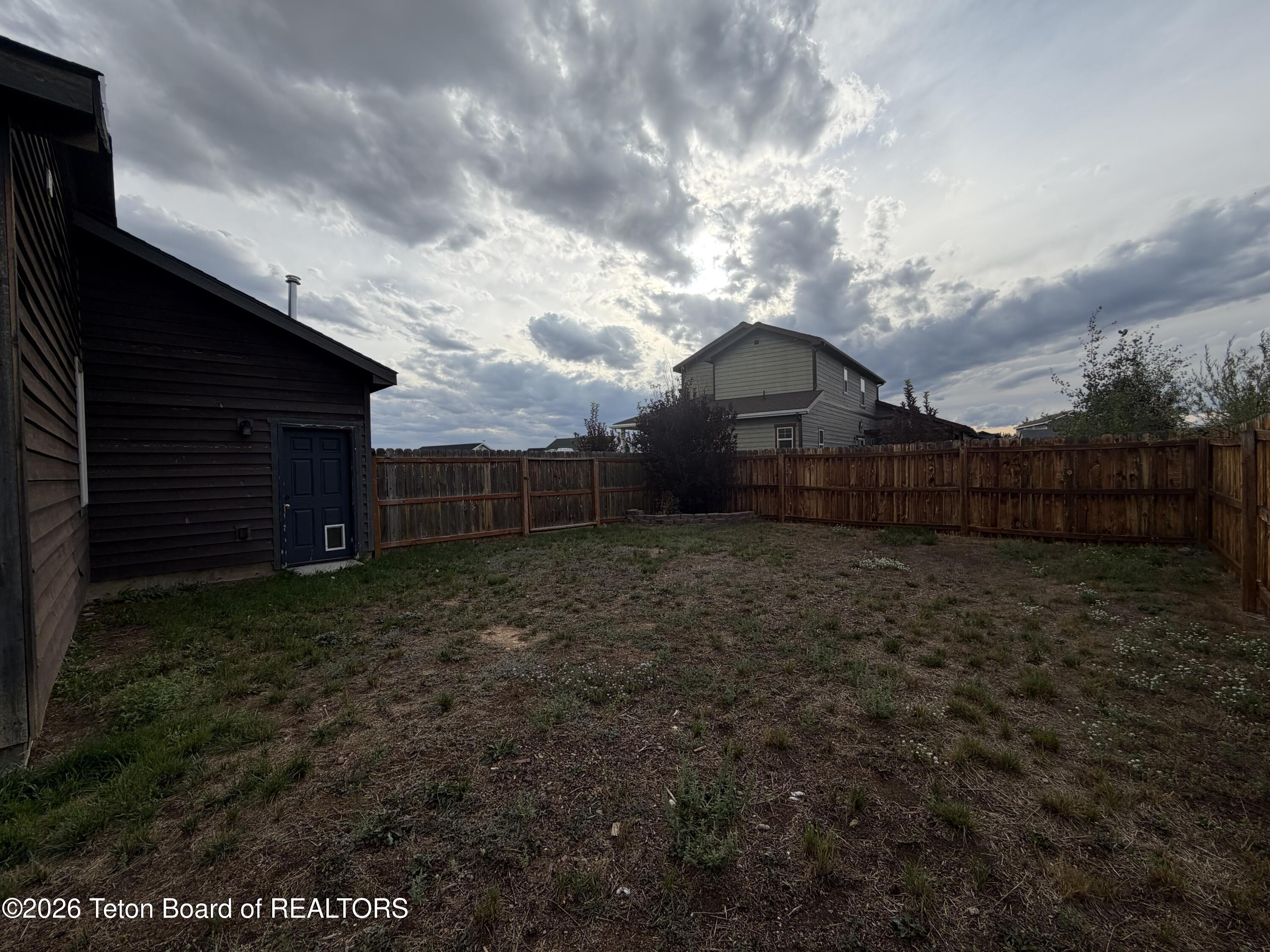 815 DRIFTWOOD Street