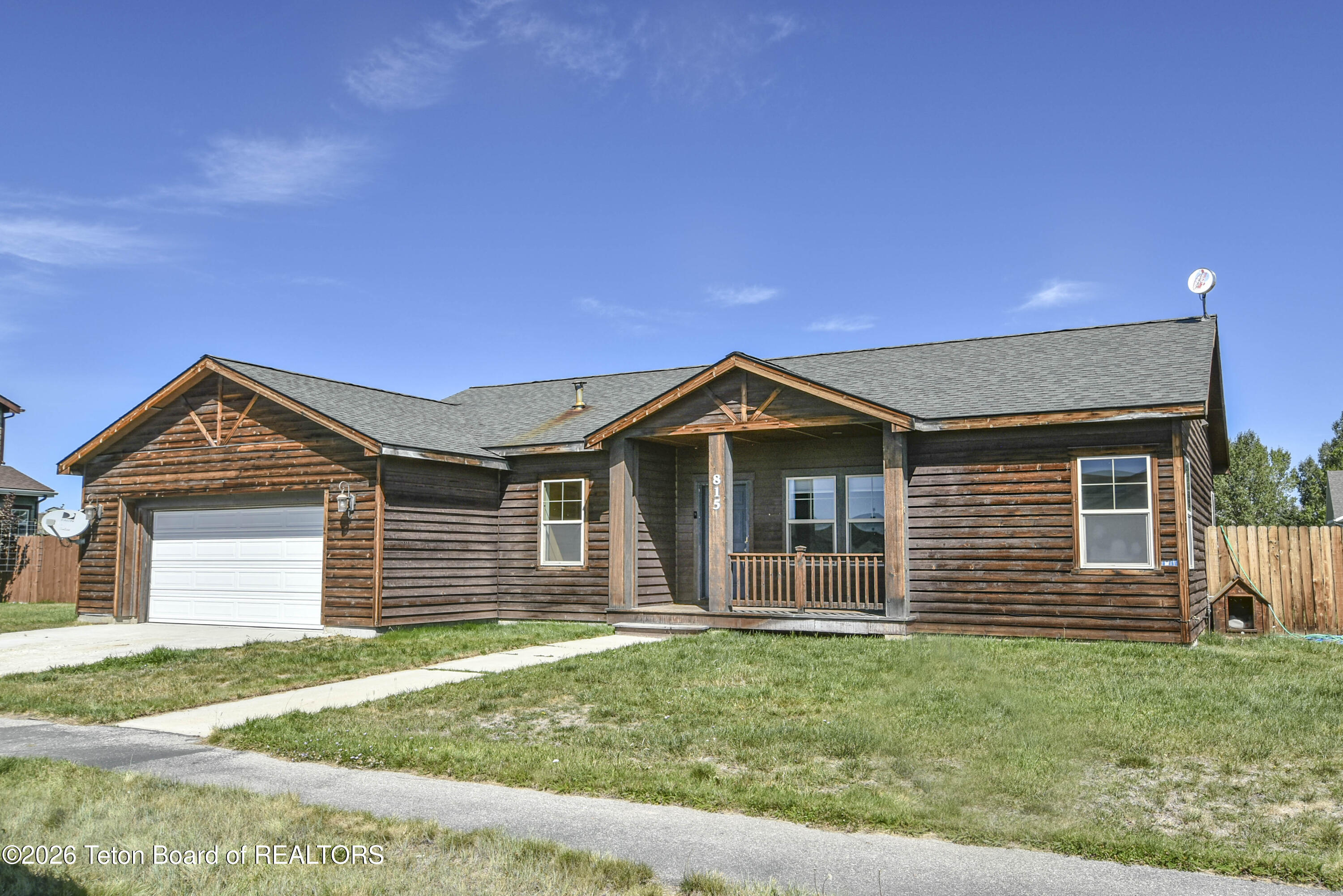 815 DRIFTWOOD Street
