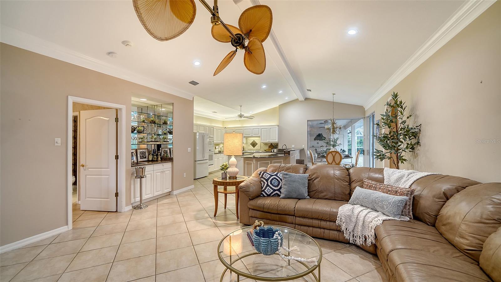 7412 LINKS CT