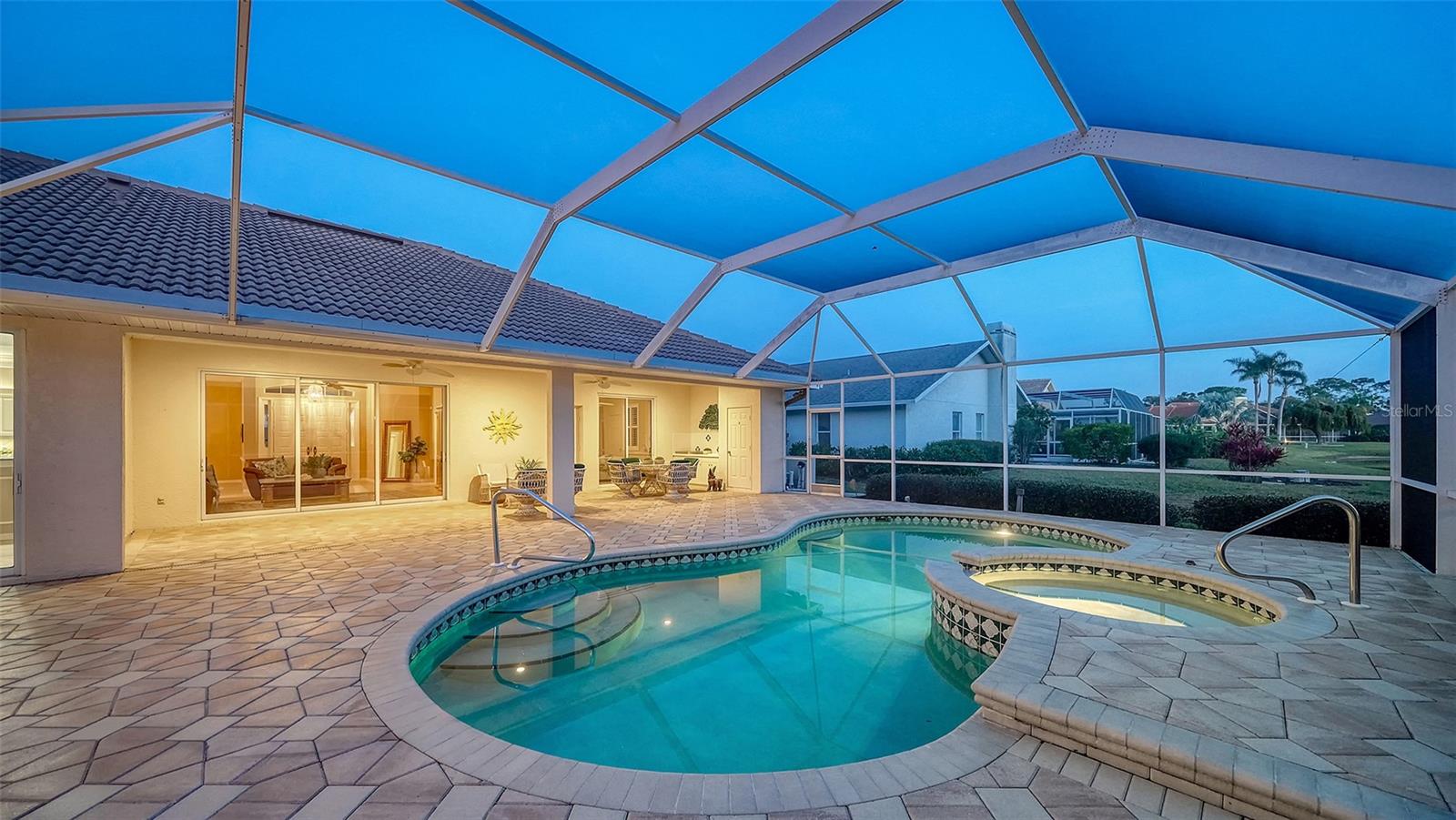 7412 LINKS CT