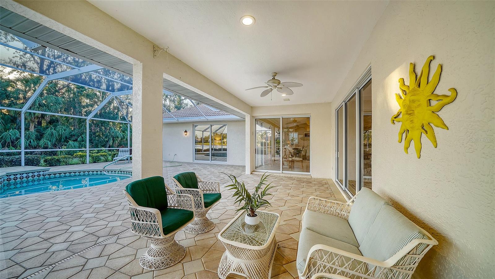 7412 LINKS CT