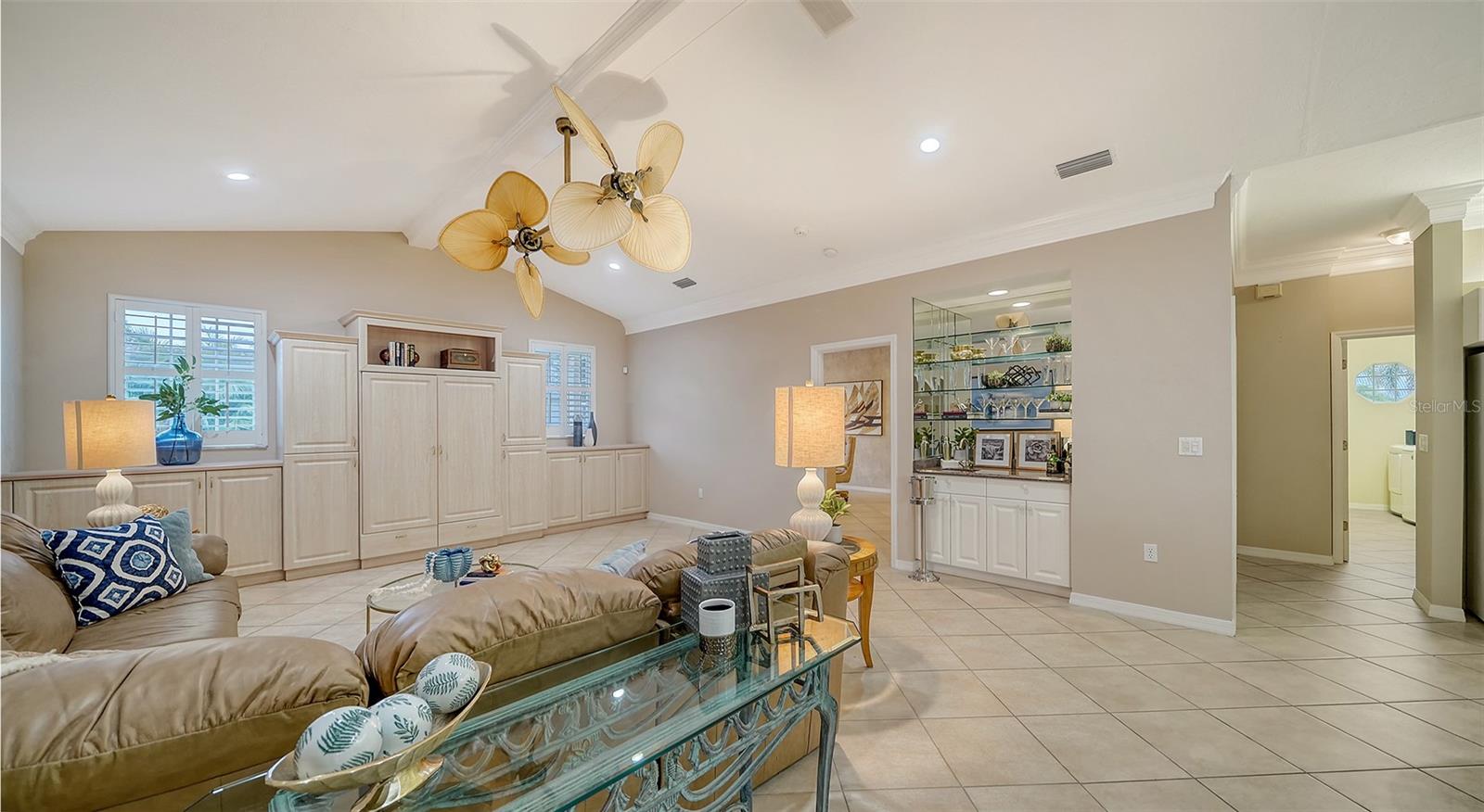 7412 LINKS CT