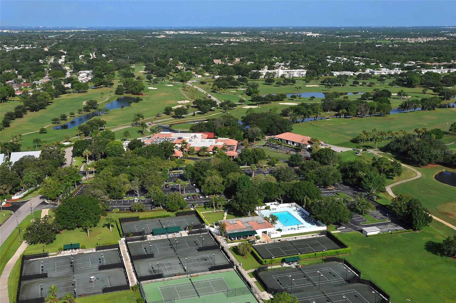7412 LINKS CT