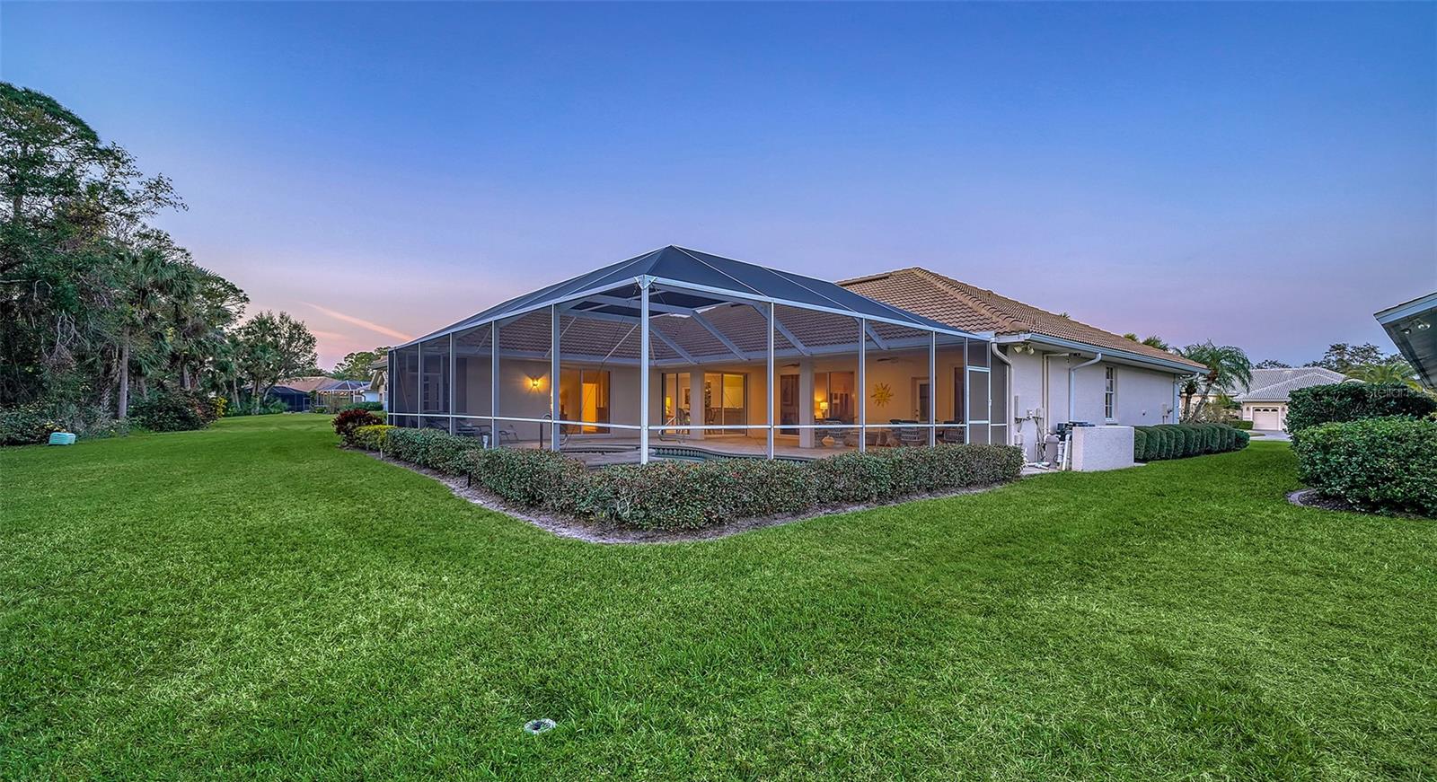 7412 LINKS CT