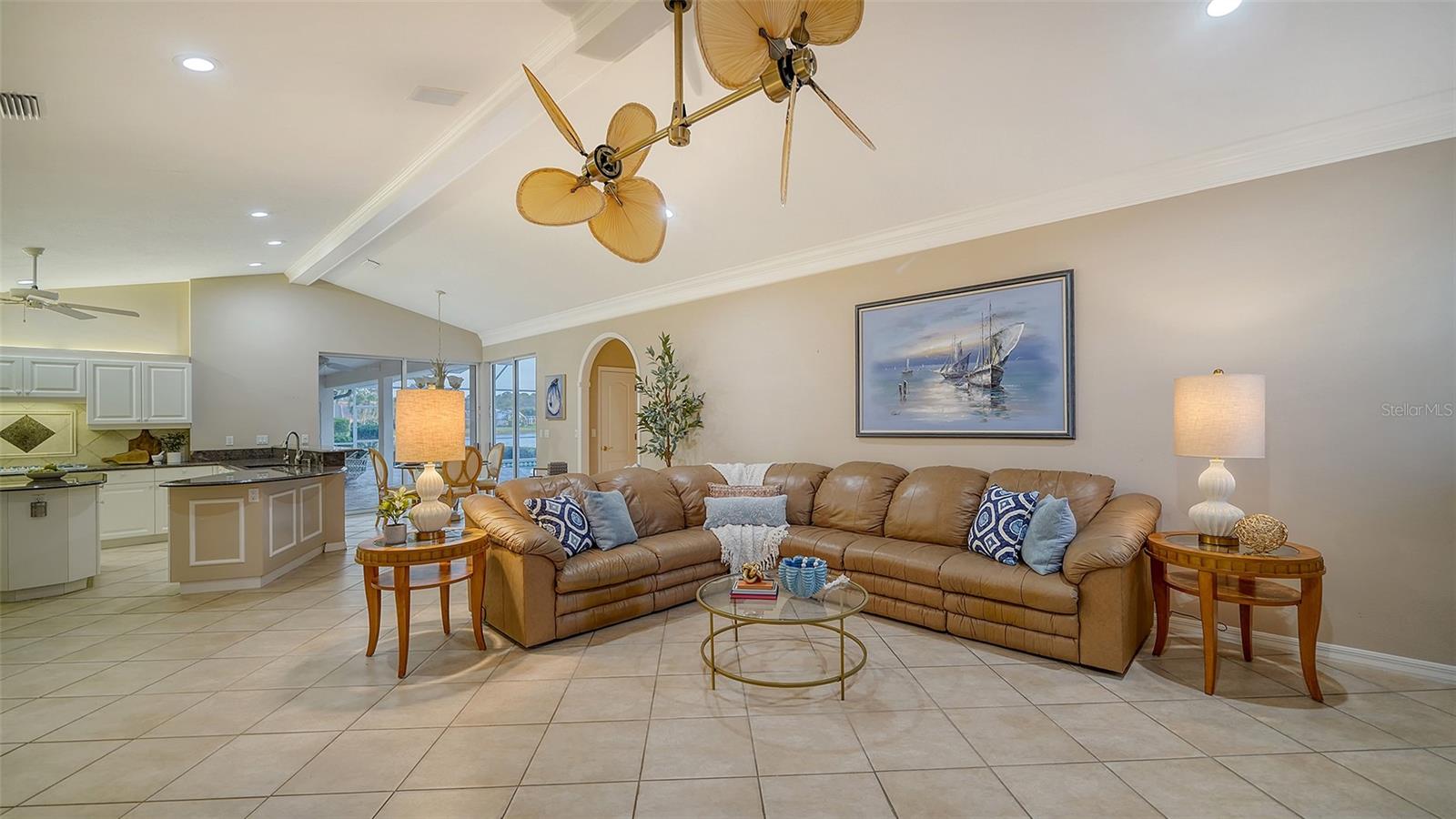 7412 LINKS CT