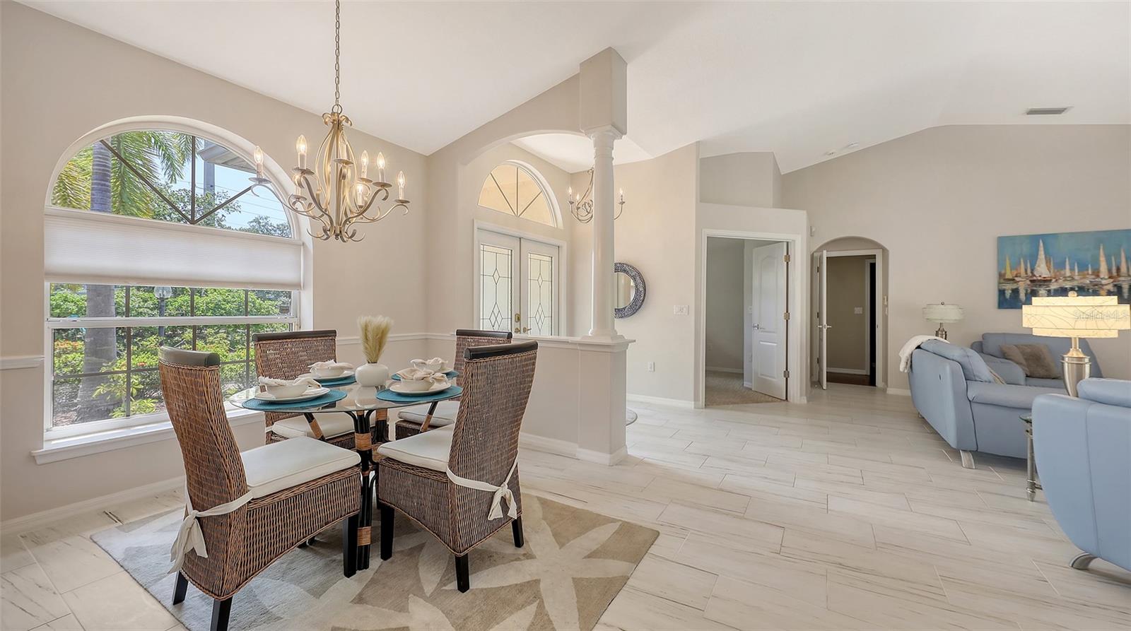 5698 COUNTRY WALK LN