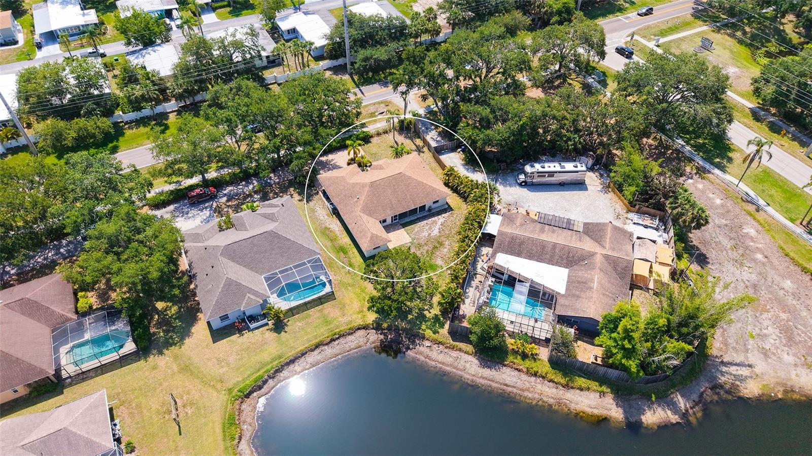 5698 COUNTRY WALK LN
