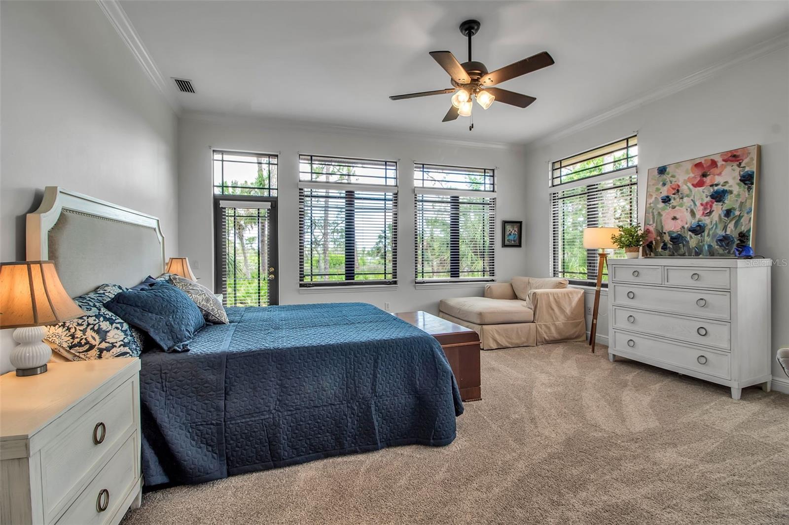5935 RIVER FOREST CIR