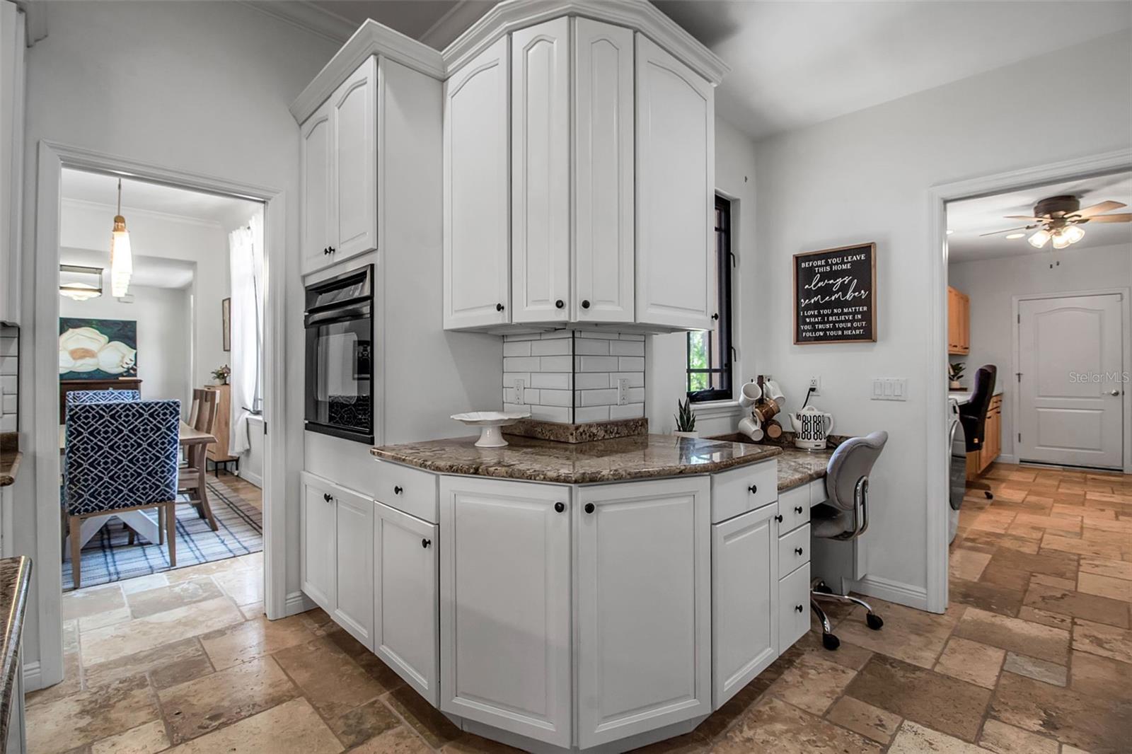 5935 RIVER FOREST CIR