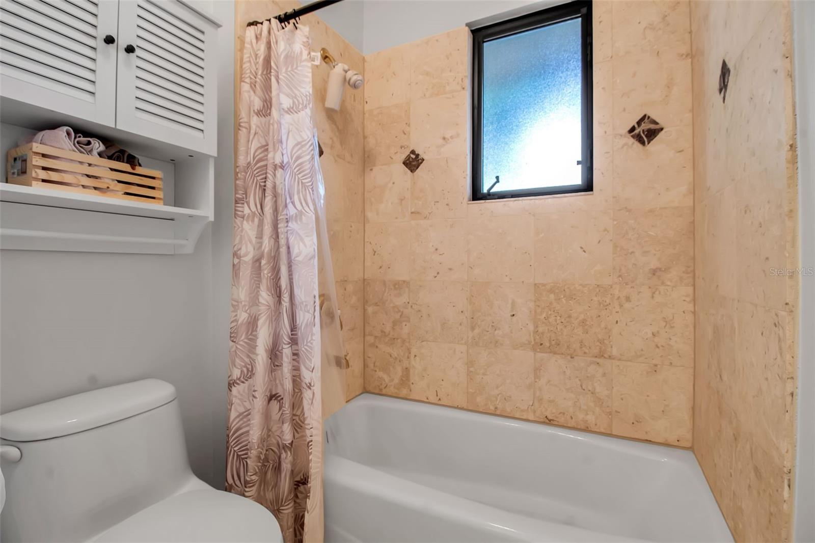 5935 RIVER FOREST CIR