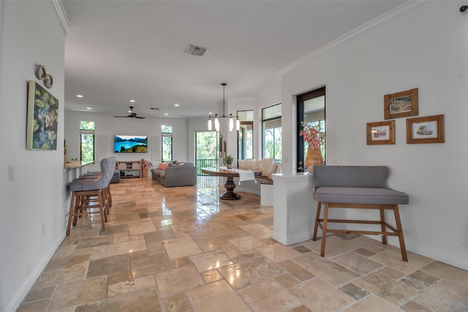 5935 RIVER FOREST CIR