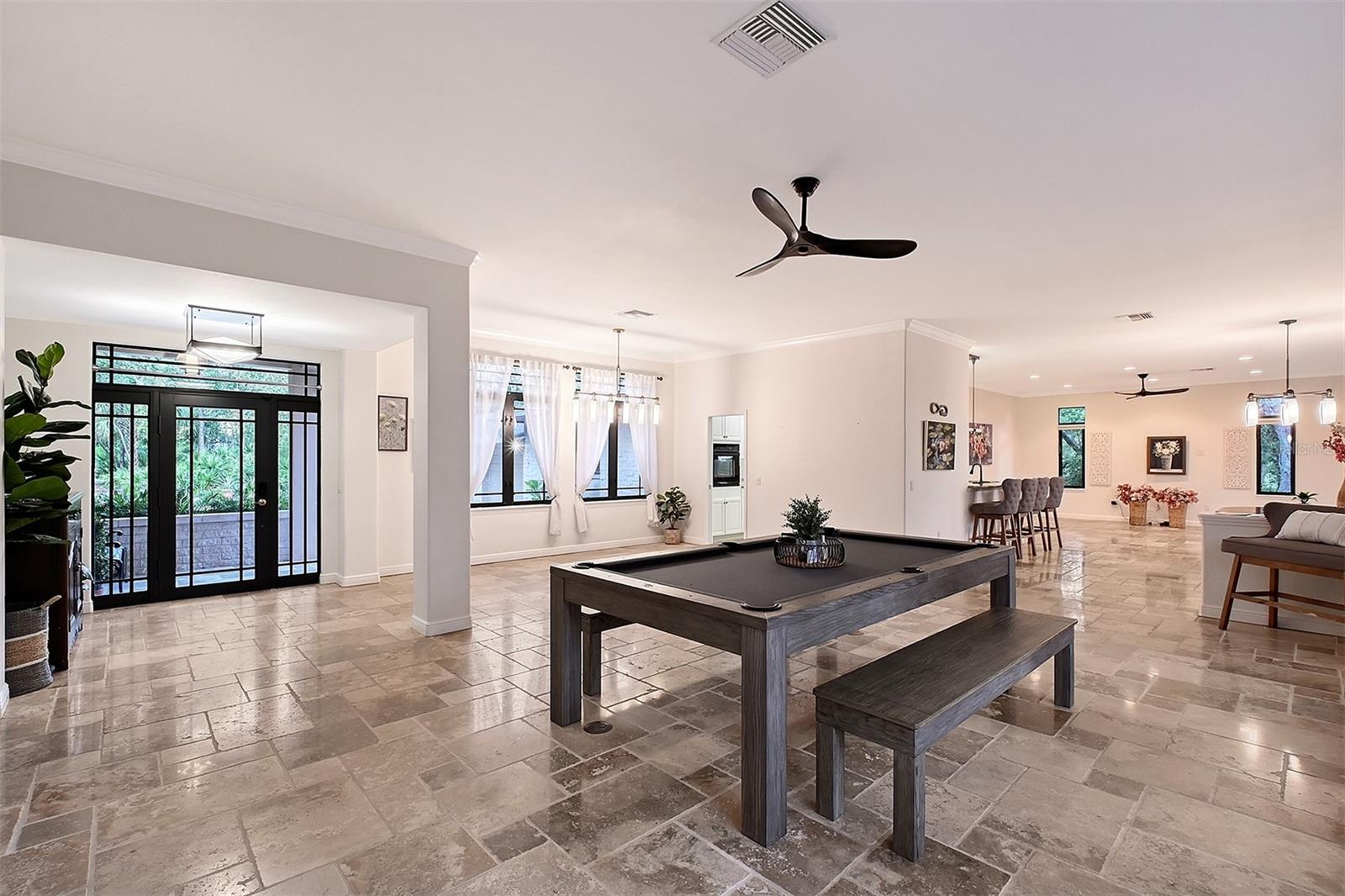 5935 RIVER FOREST CIR