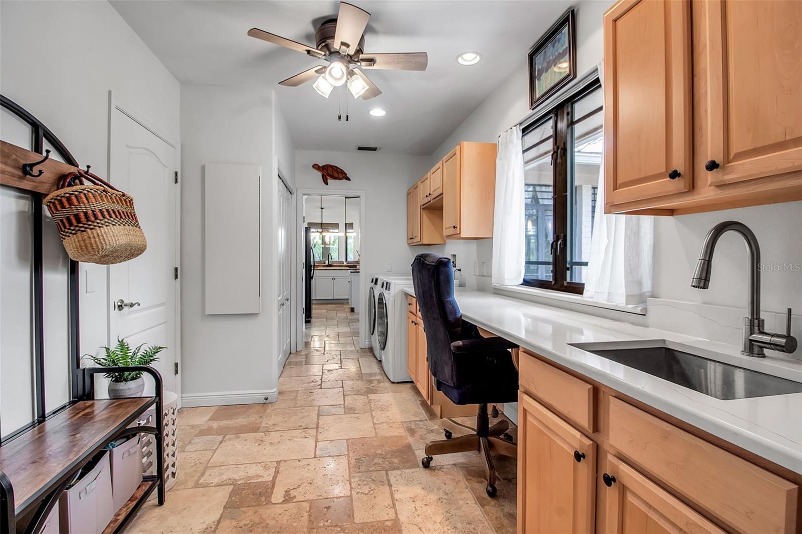 5935 RIVER FOREST CIR