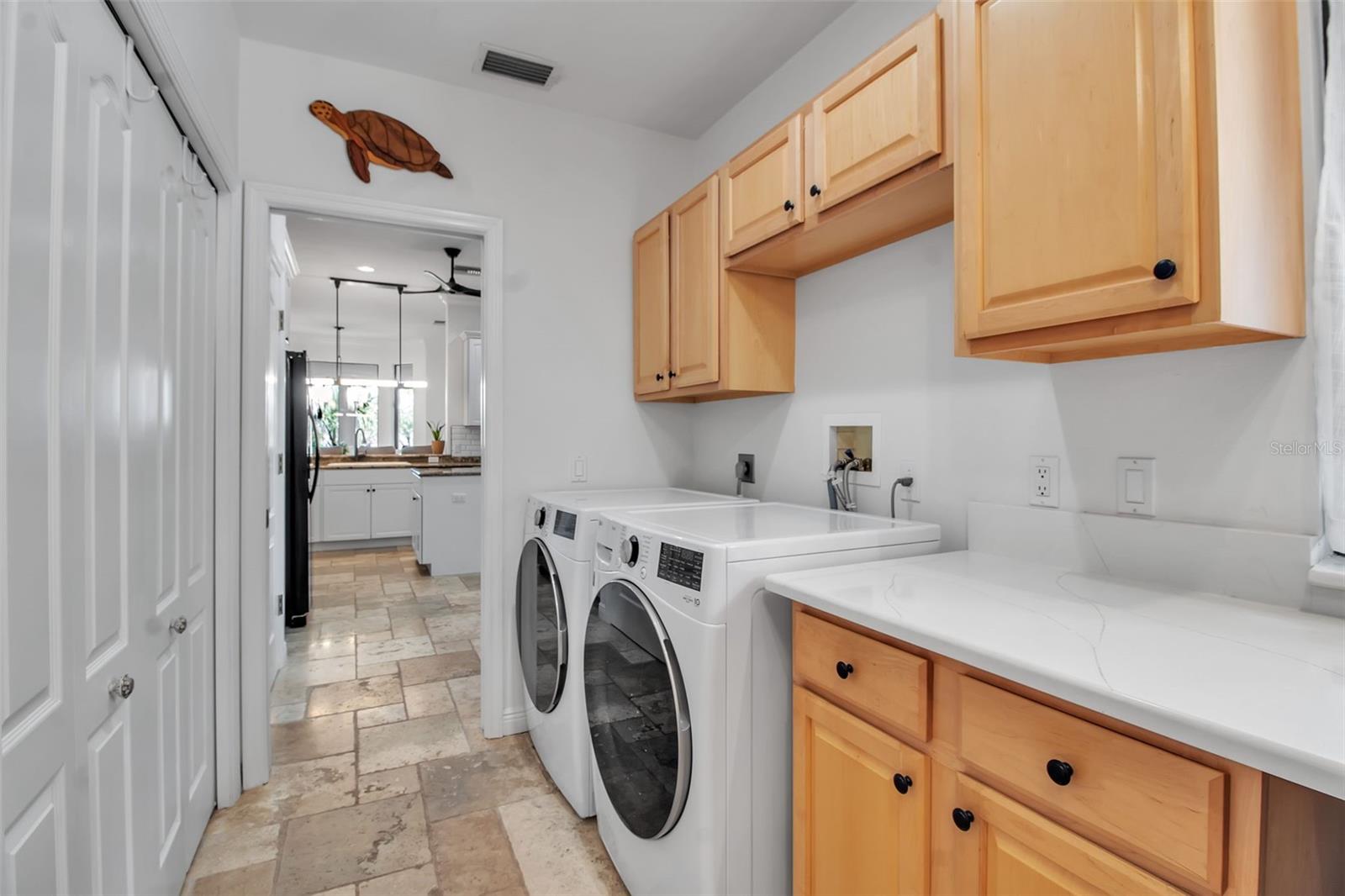5935 RIVER FOREST CIR