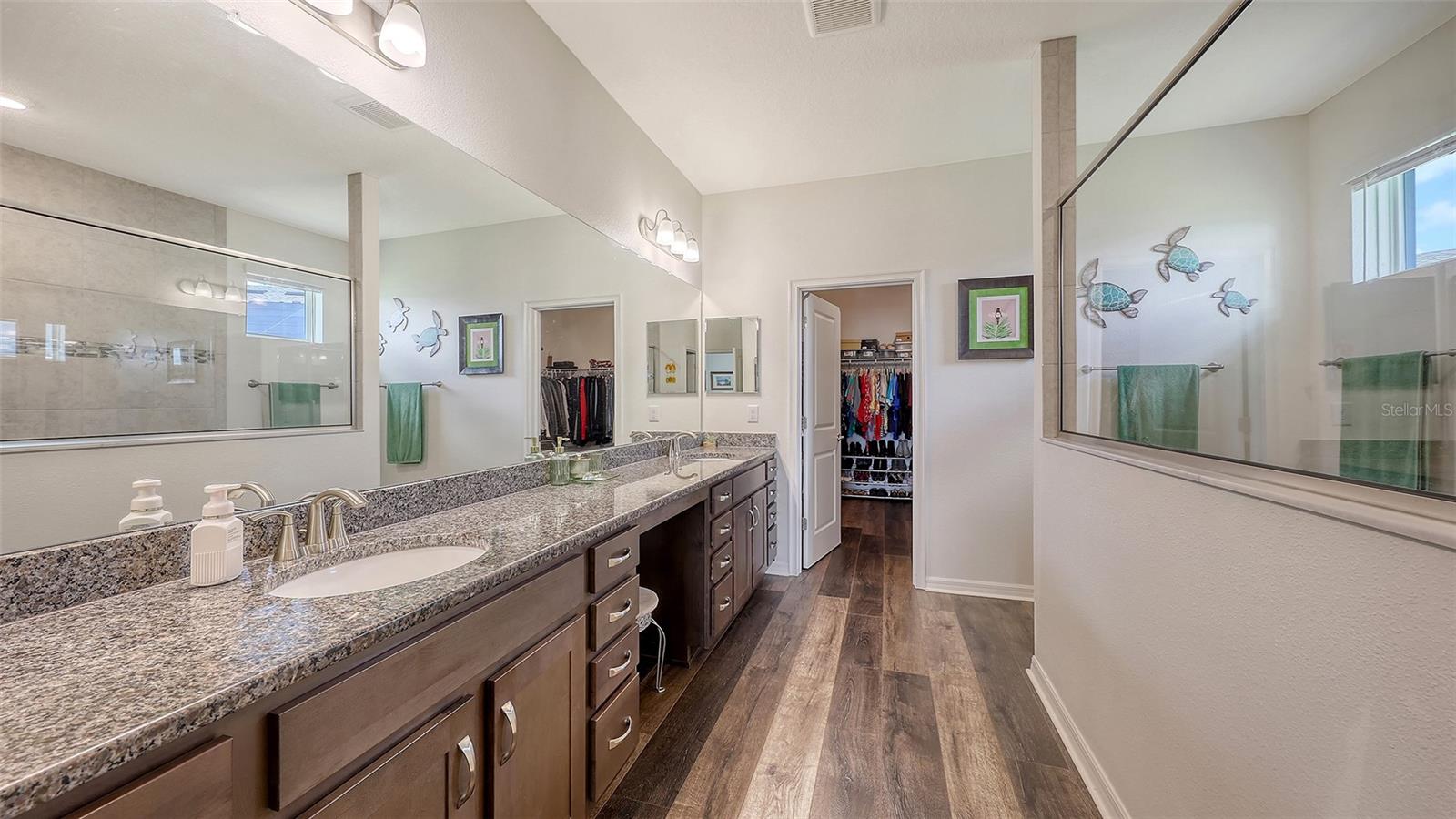 5910 HEVENA CT